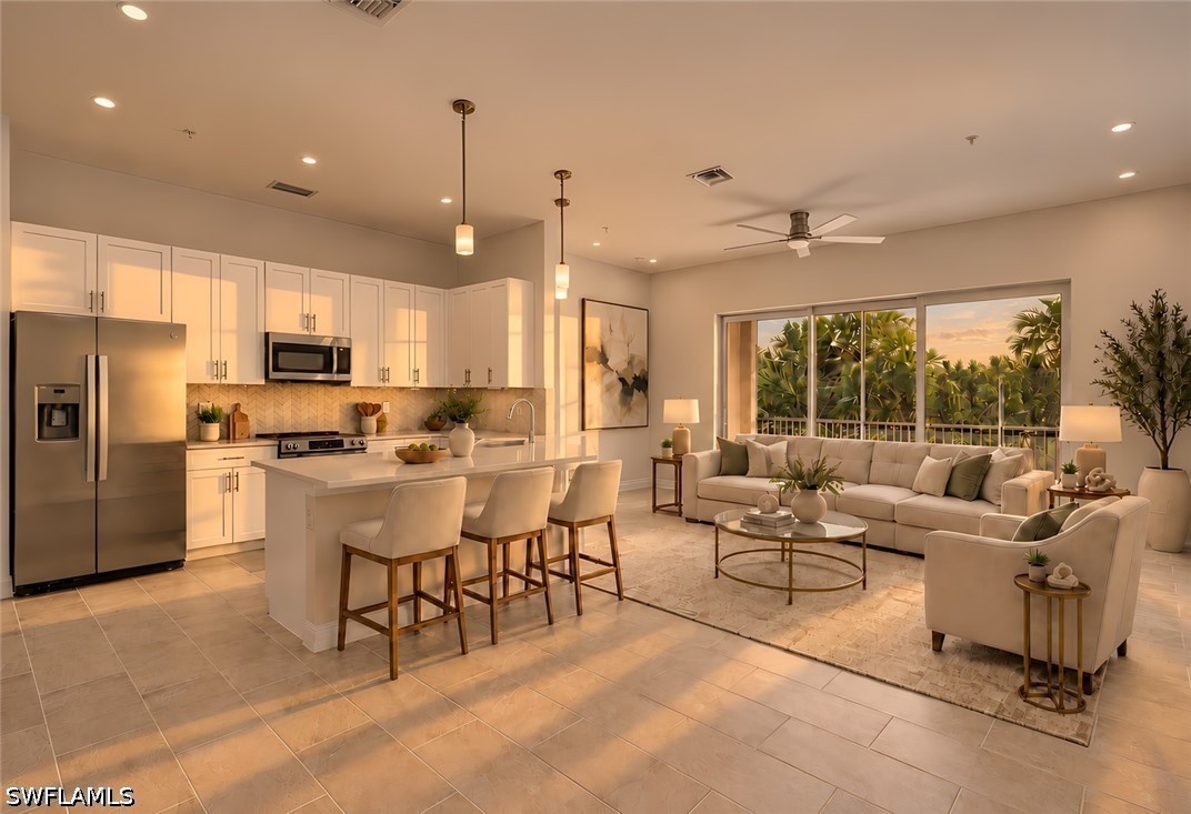 286 Indies Dr E Unit 201 — photo