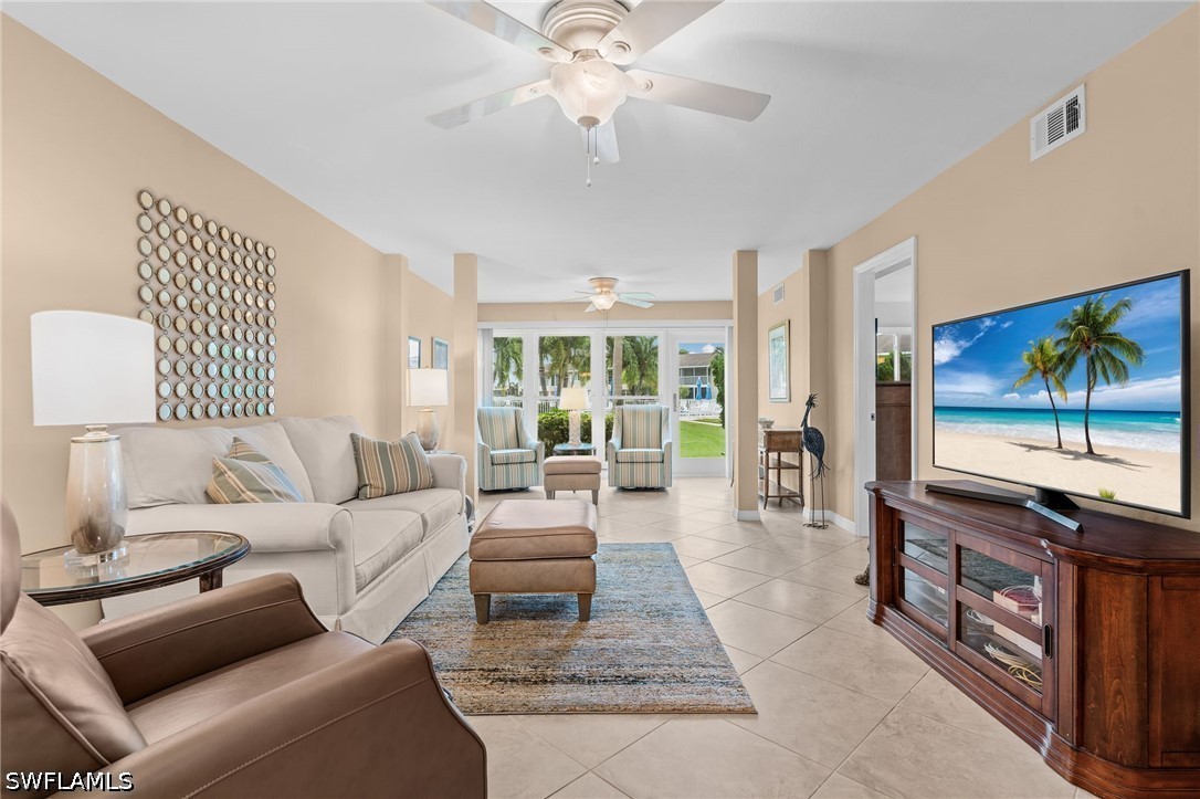 160 Palm Dr Unit 5 — photo