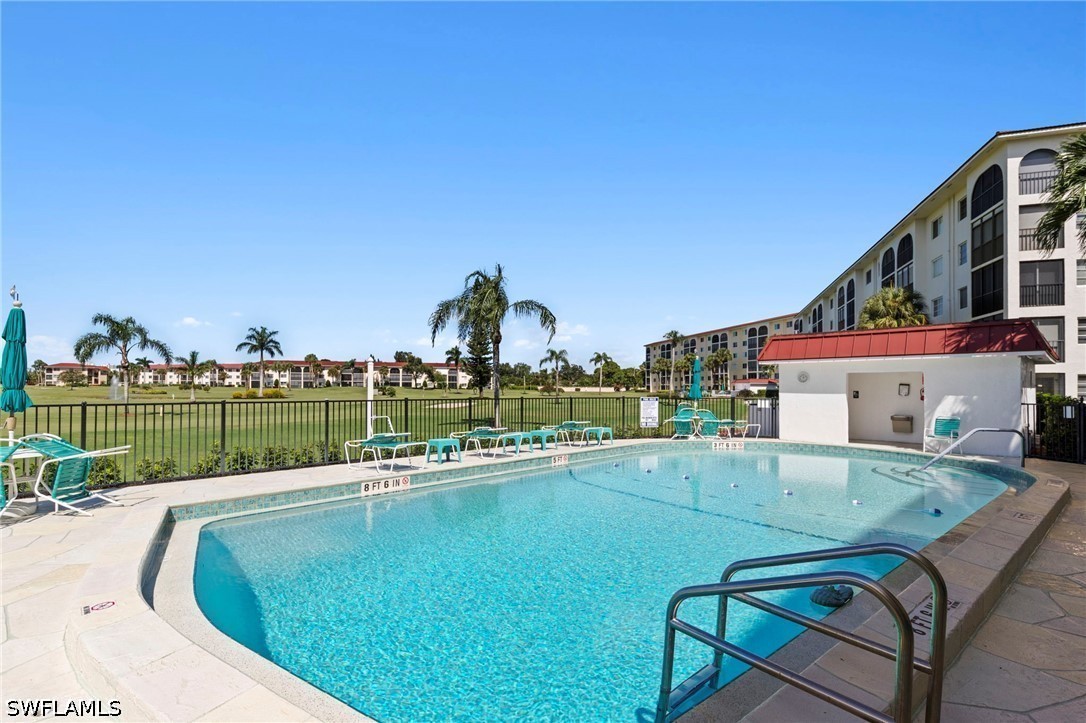 29 High Point Circle E #101, Naples, FL 34103 — photo 3