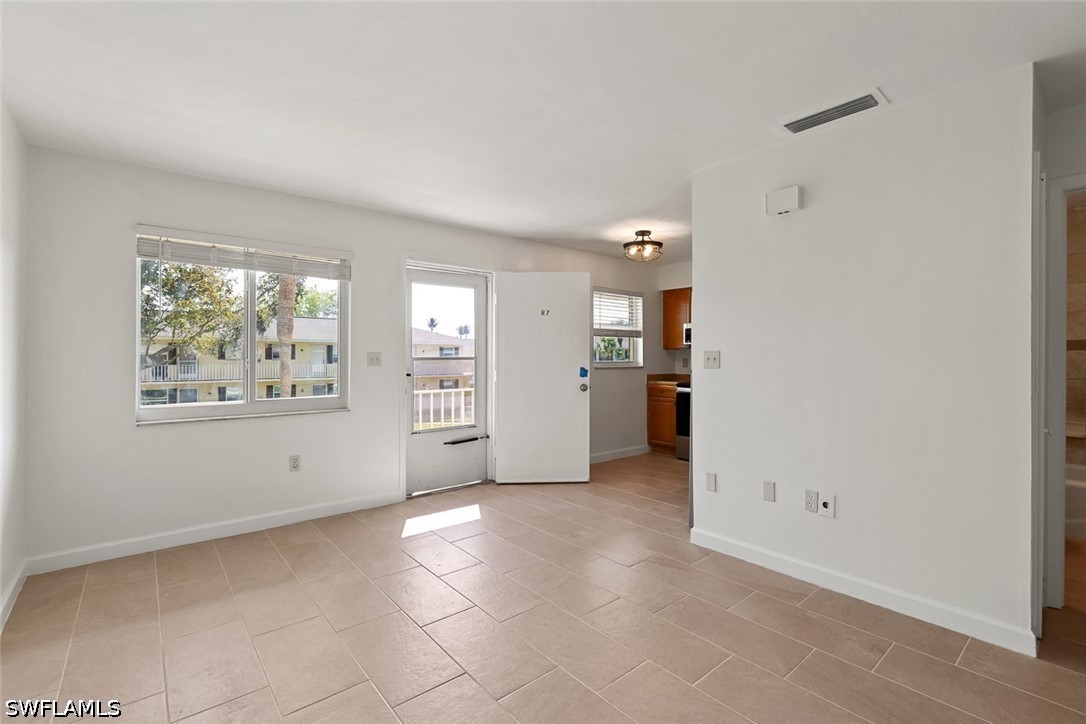 3325 Airport Road N #R7, Naples, FL 34105 — photo 2