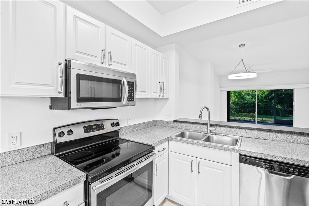 5480 16th Pl SW Unit 203 — photo