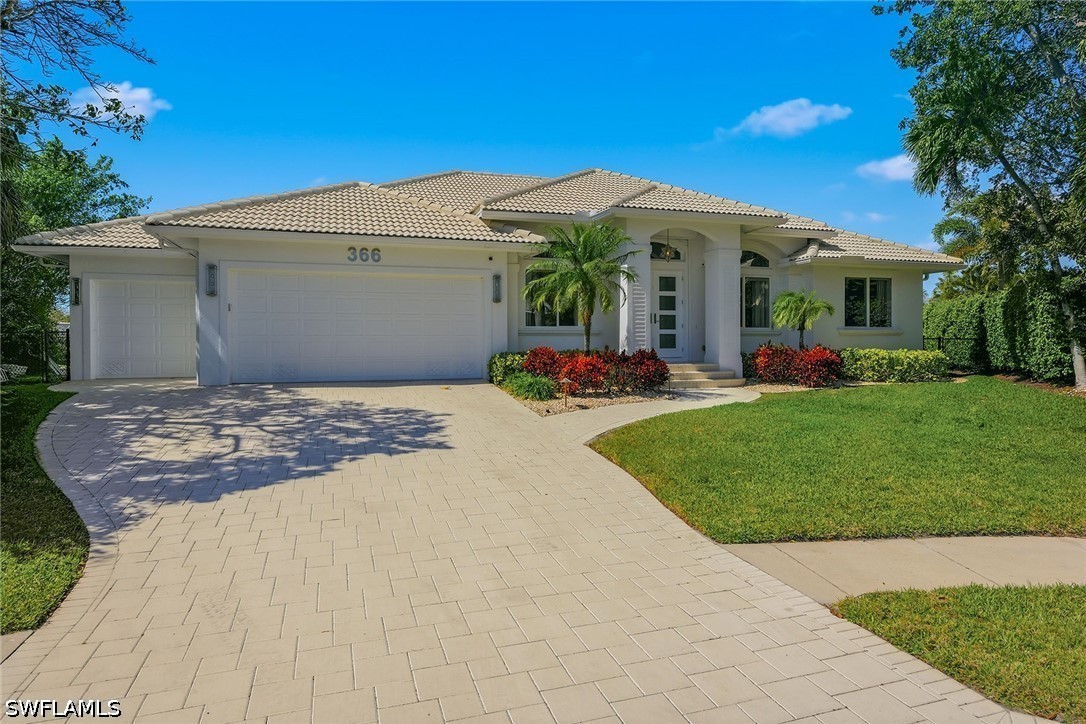 366 Grapewood Ct — photo