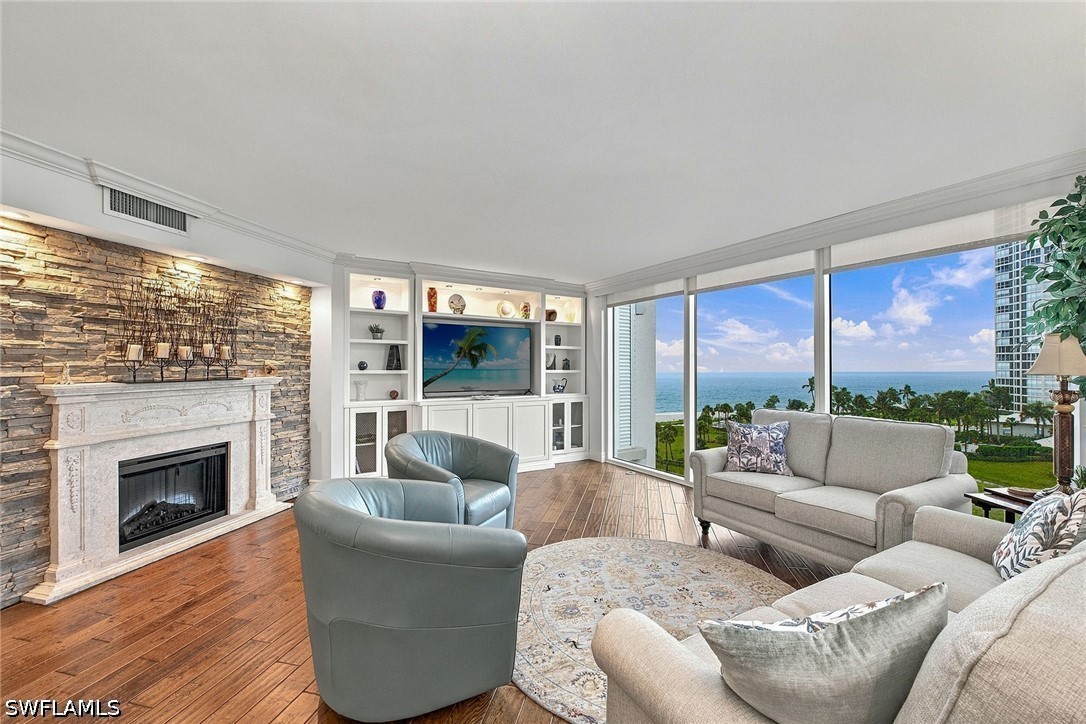 4401 Gulf Shore Blvd N Unit B802 — photo