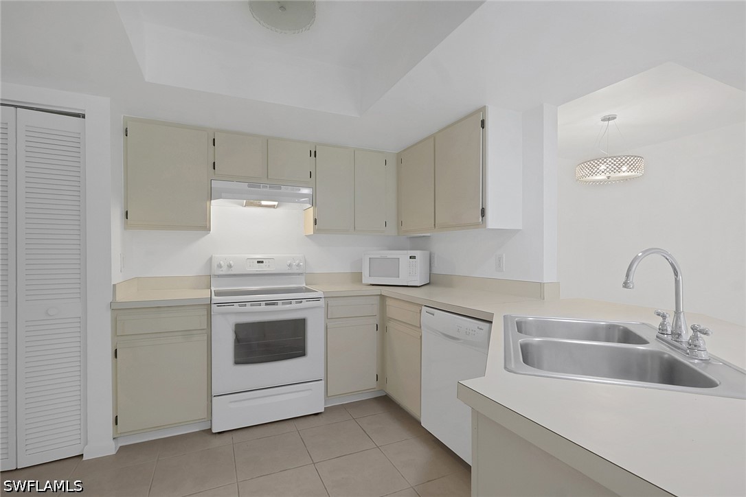3180 Seasons Way Unit 916 — photo