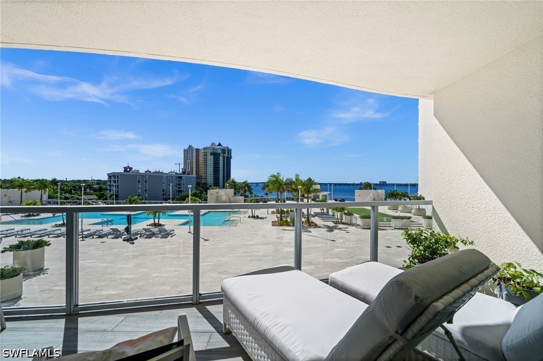 3000 Oasis Grand Blvd Unit 506 — photo