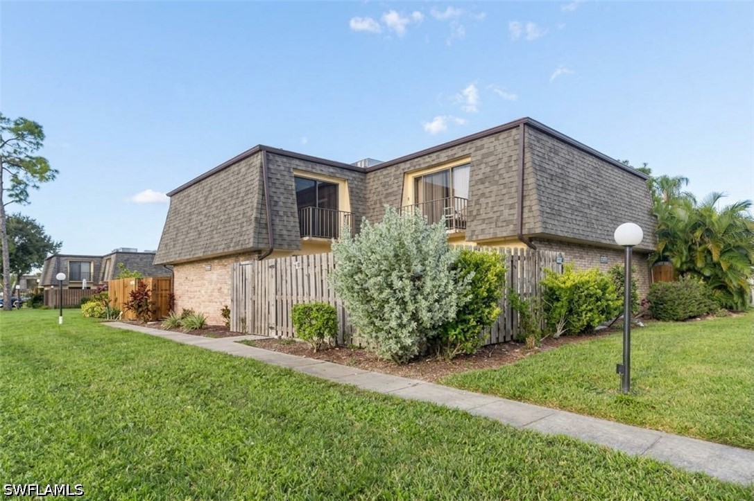 5572 Malt Dr Unit 2 — photo