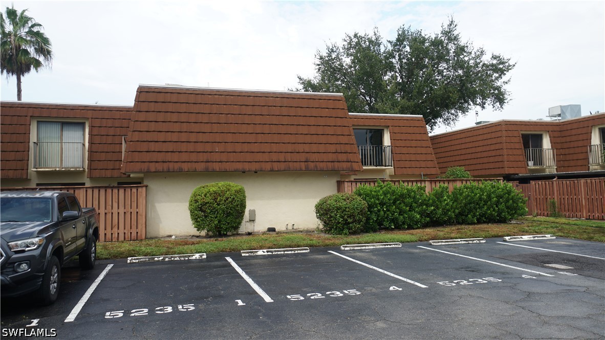 5235 Cedarbend Dr Unit 3 — photo