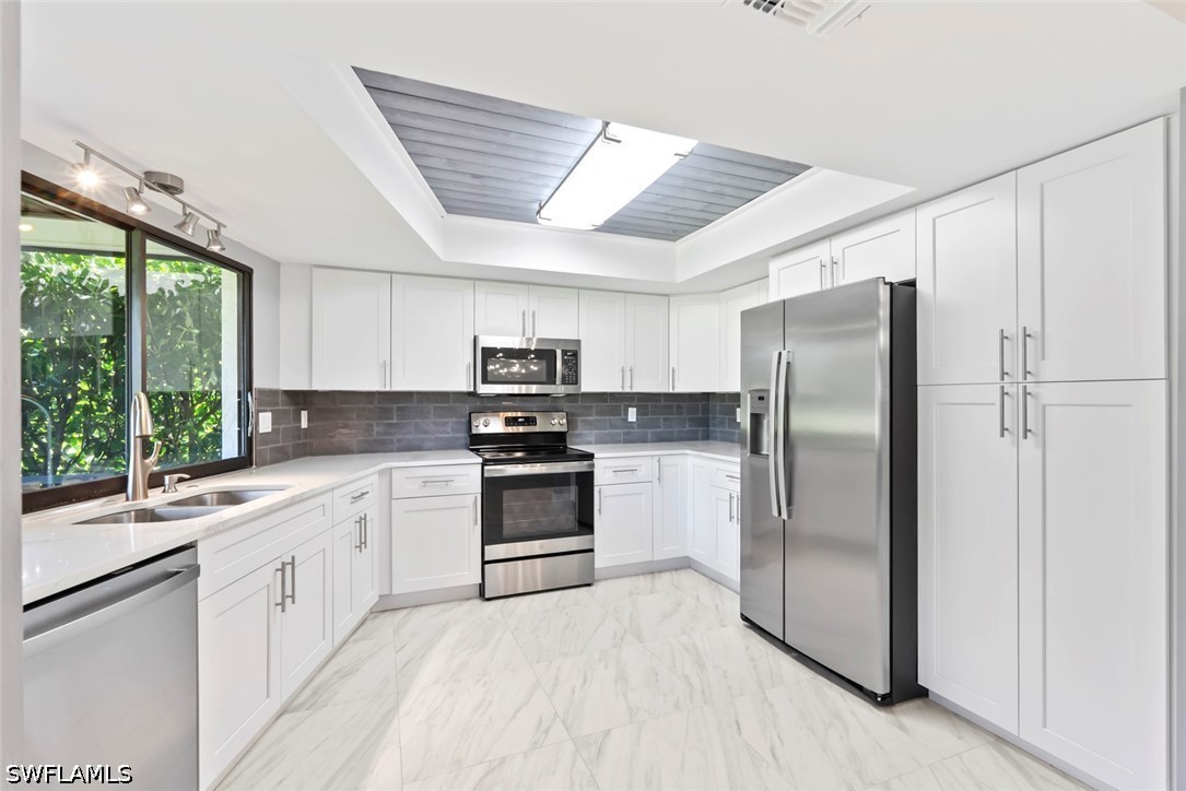 183 Round Key Cir Unit D4 — photo