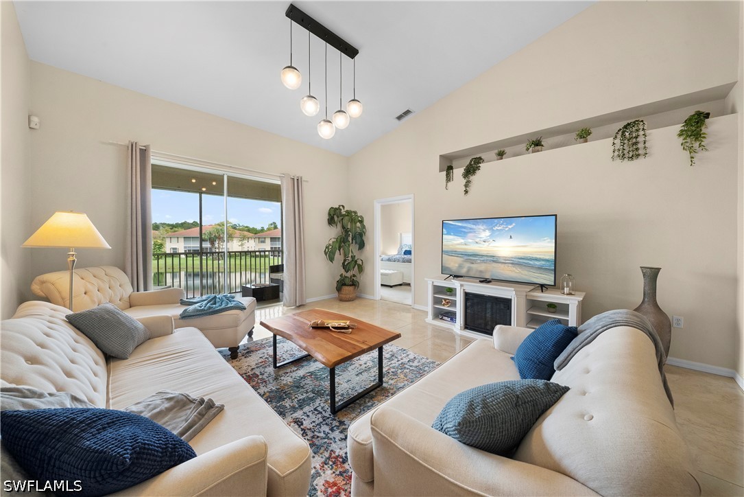 320 Robin Hood Cir Unit 202 — photo