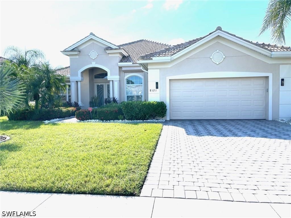 8121 Piedmont Dr — photo