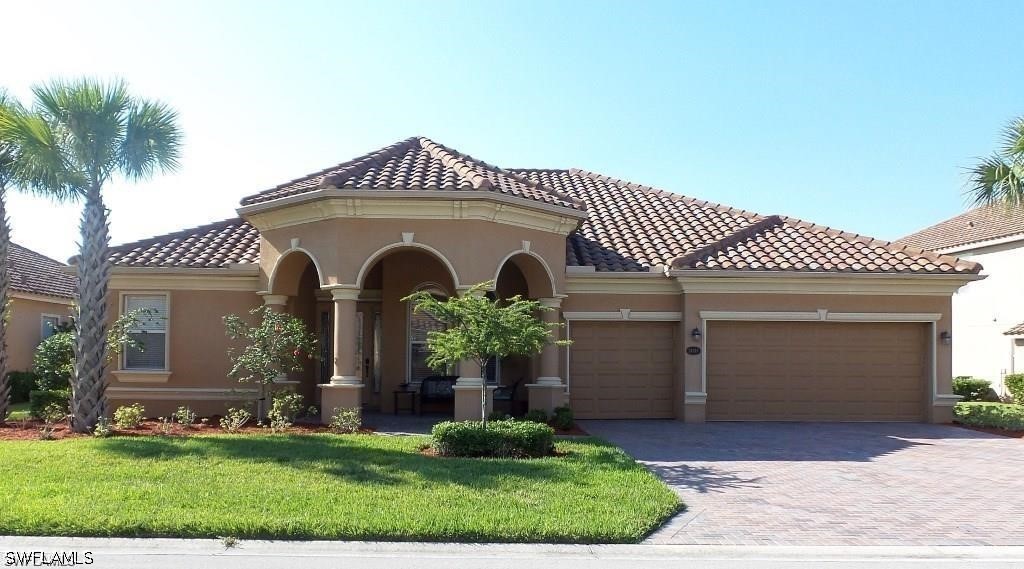 21018 Torre Del Lago St — photo