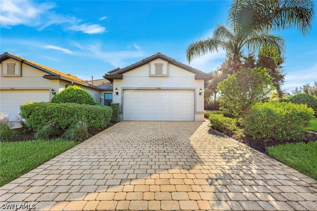 7098 Live Oak Dr — photo