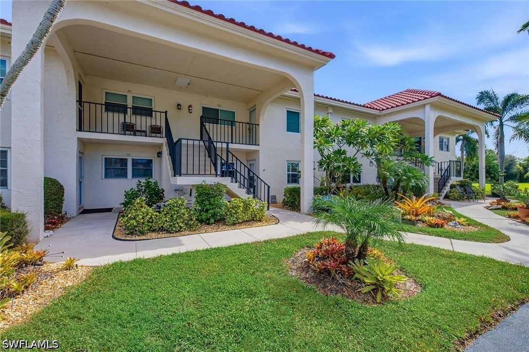 Home in Naples, FL 34105 — photo 2