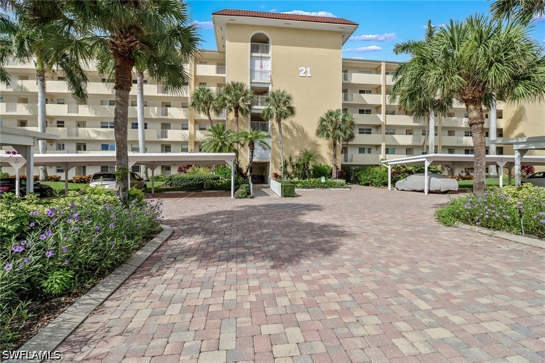 21 High Point Circle E #504, Naples, FL 34103 — photo 2