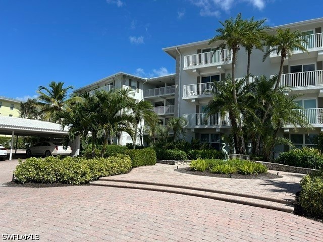 2800 Gulf Shore Blvd N Unit 107 — photo