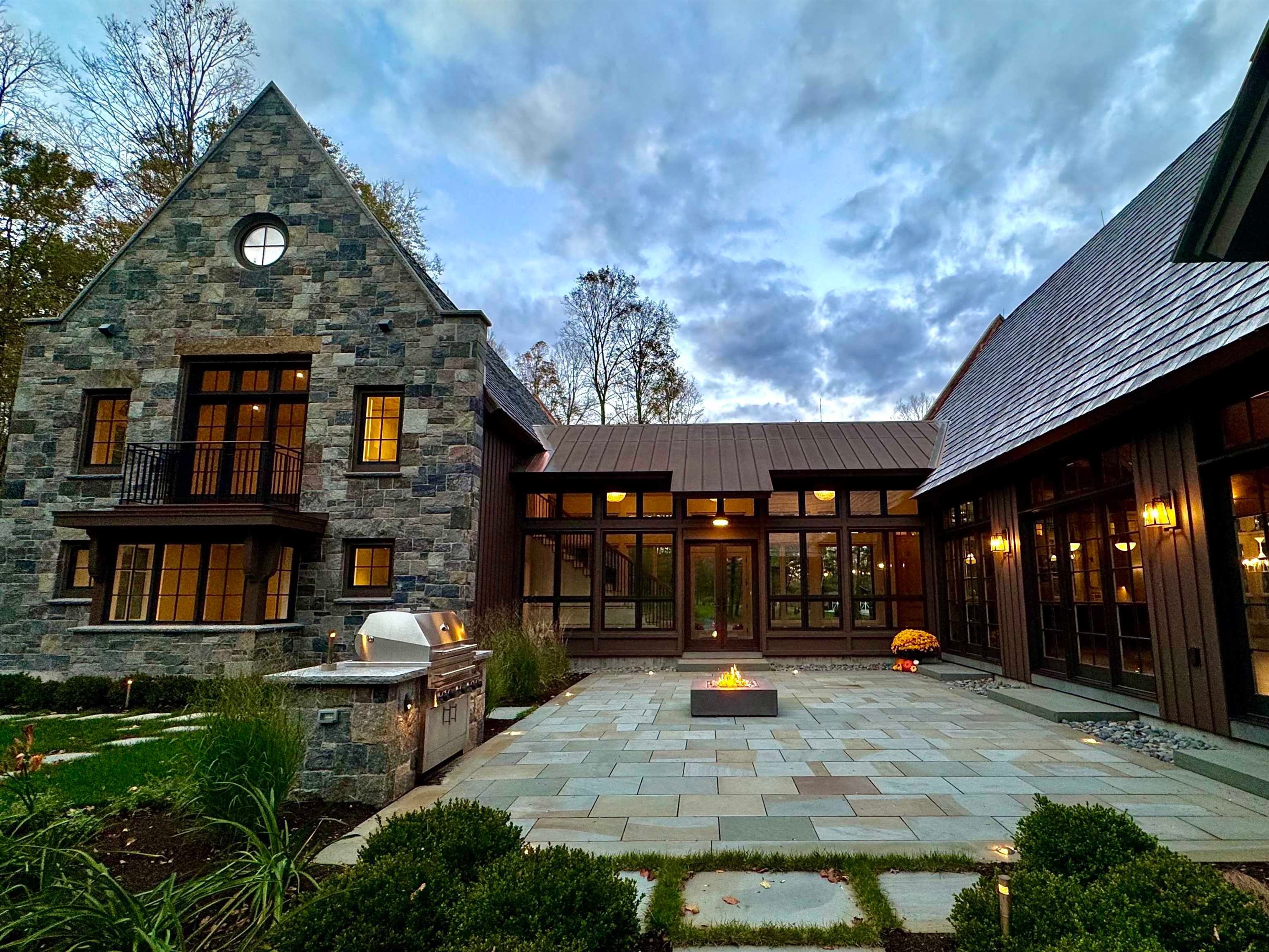 515 West Fields Road — photo