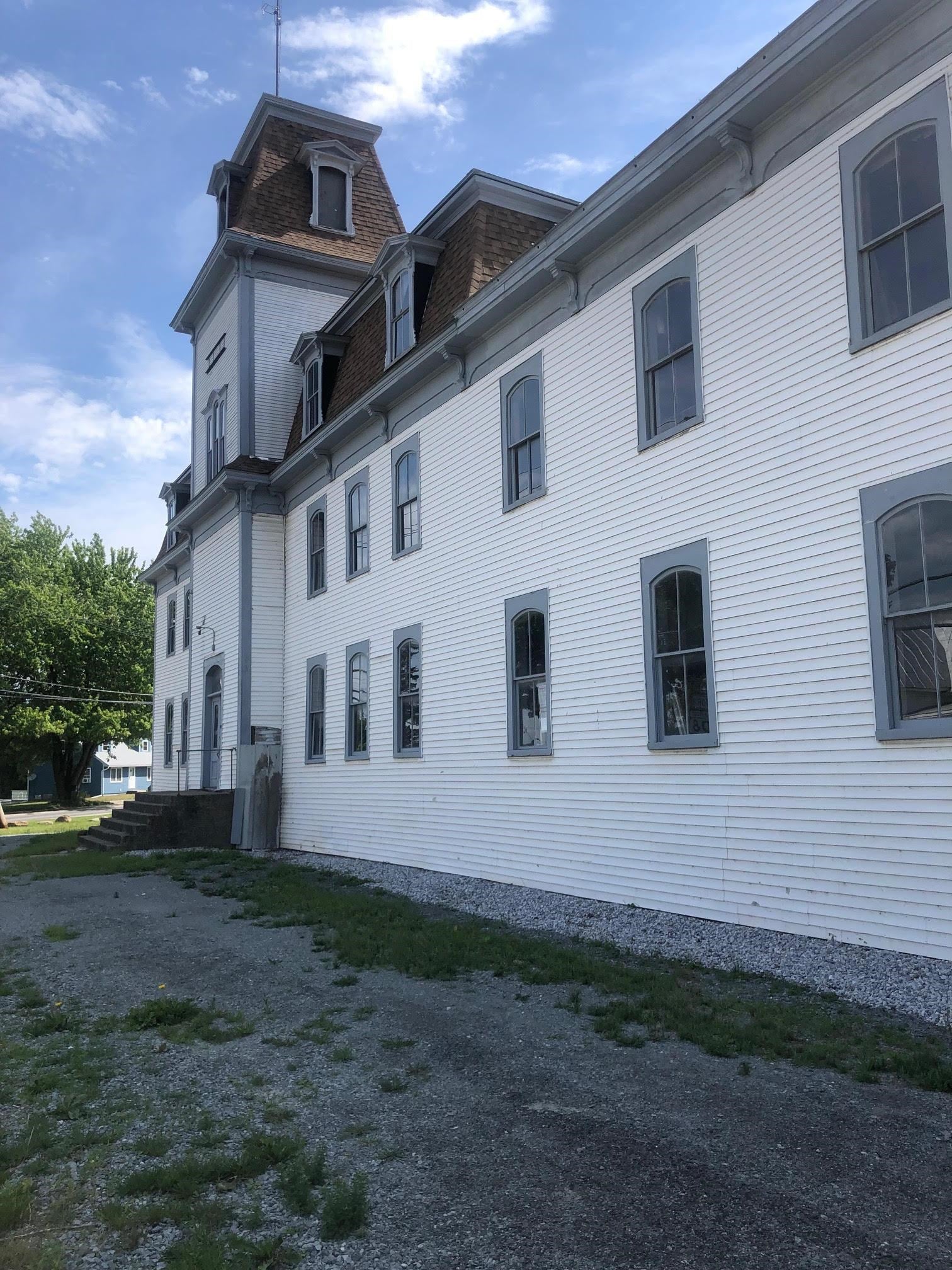 612 Main Street — photo