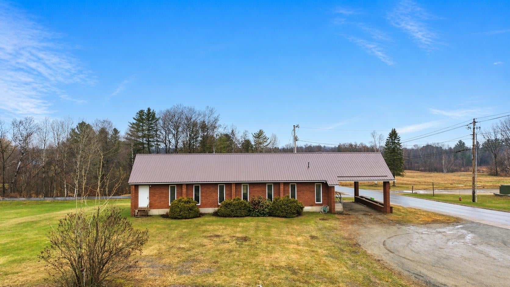 668 Prouty Drive — photo