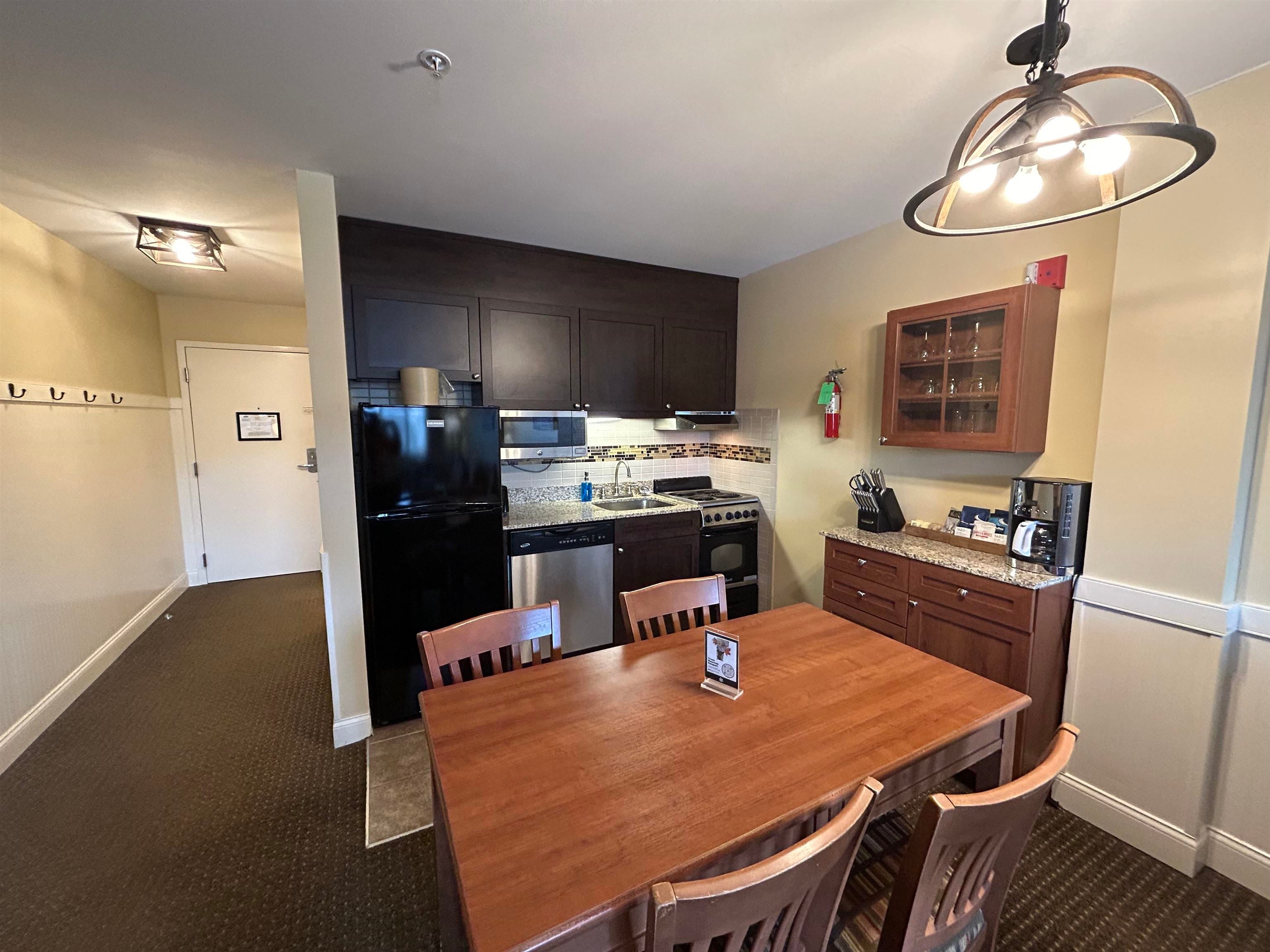 89 236 Qtr. 2 Grand Summit Way — photo