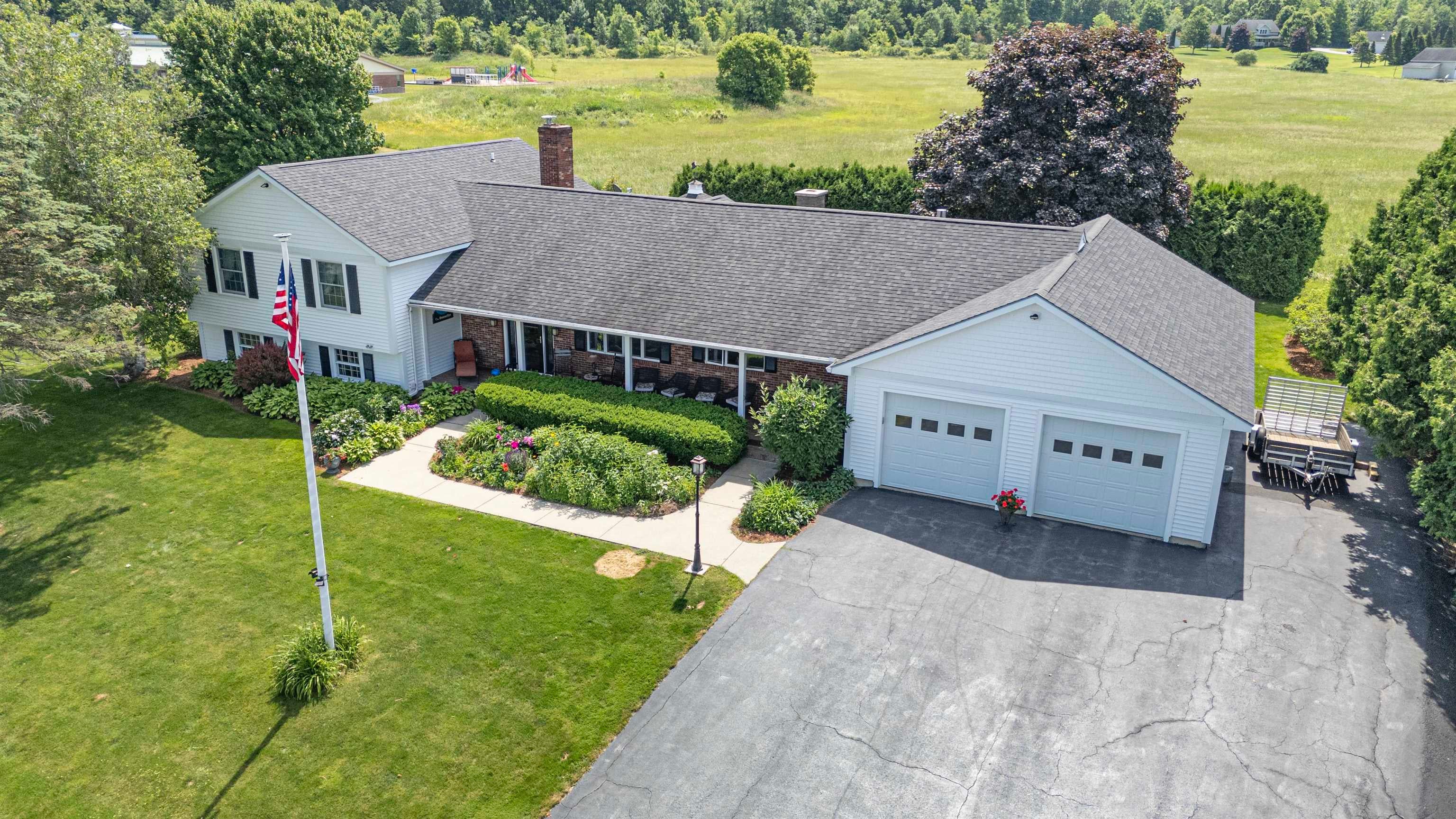 8 Green Meadow Acres — photo