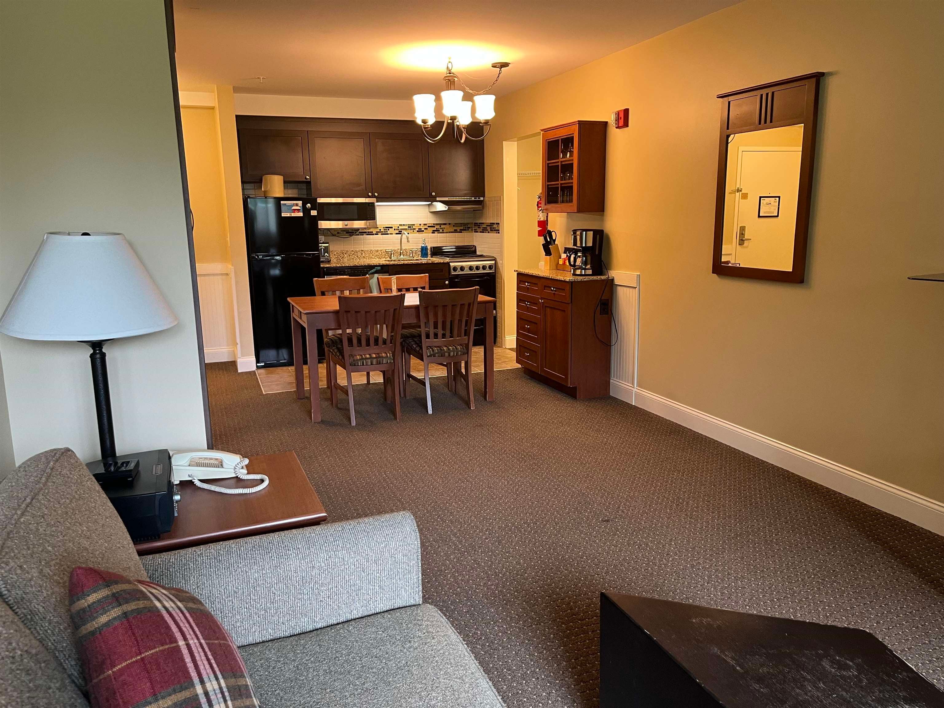 157/265/267Qtr3 Grand Summit Way 157/265/267 — photo