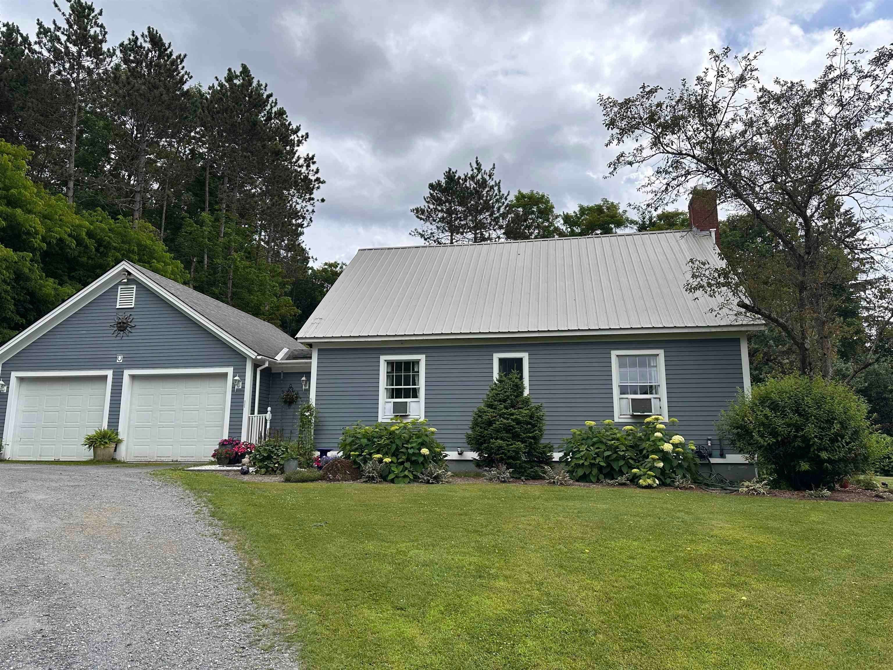 2114 Lilly Hill Road — photo