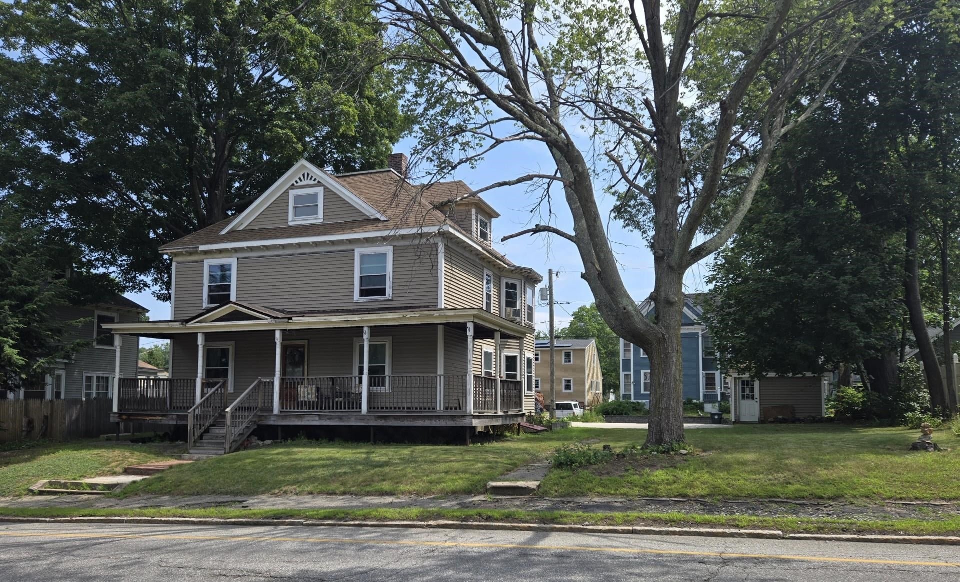 841 Beech Street — photo