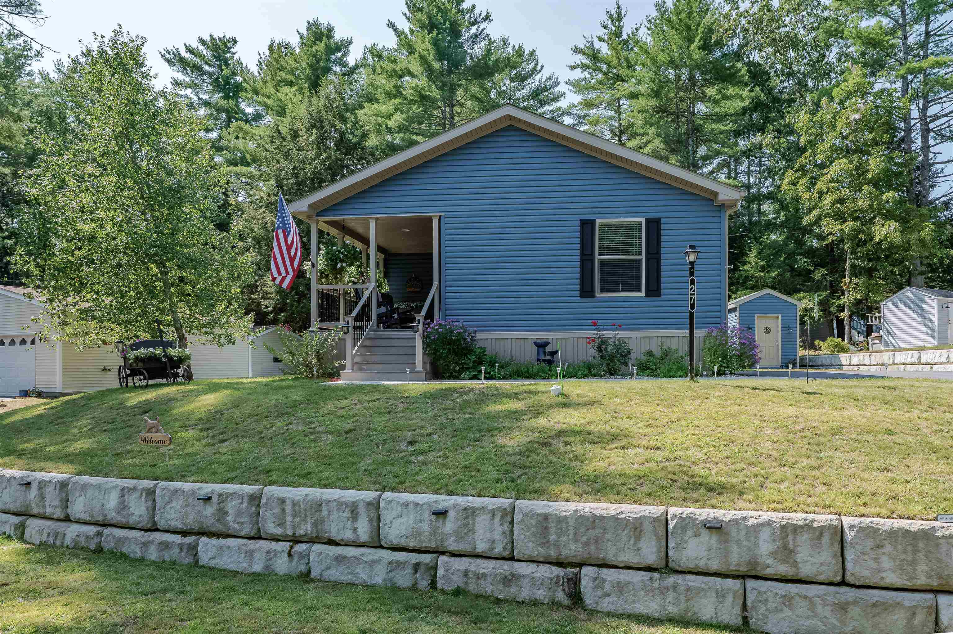27 Murray Drive, Rochester, NH 03868