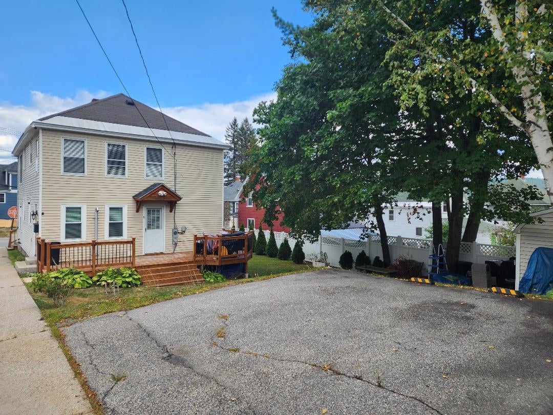 135 Mt. Forist Street — photo