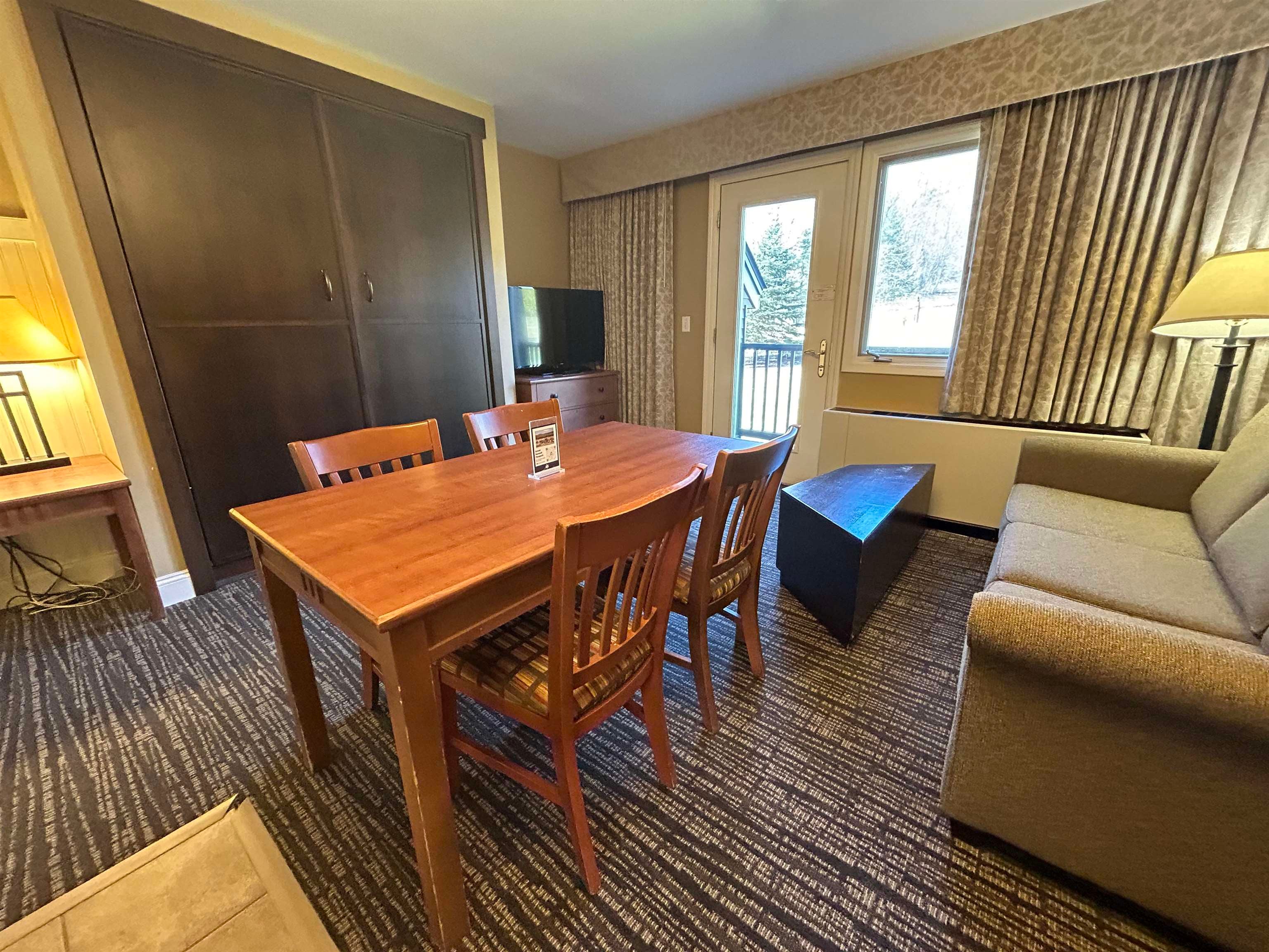 145/47 Qtr.1,89 Grand Summit Way — photo