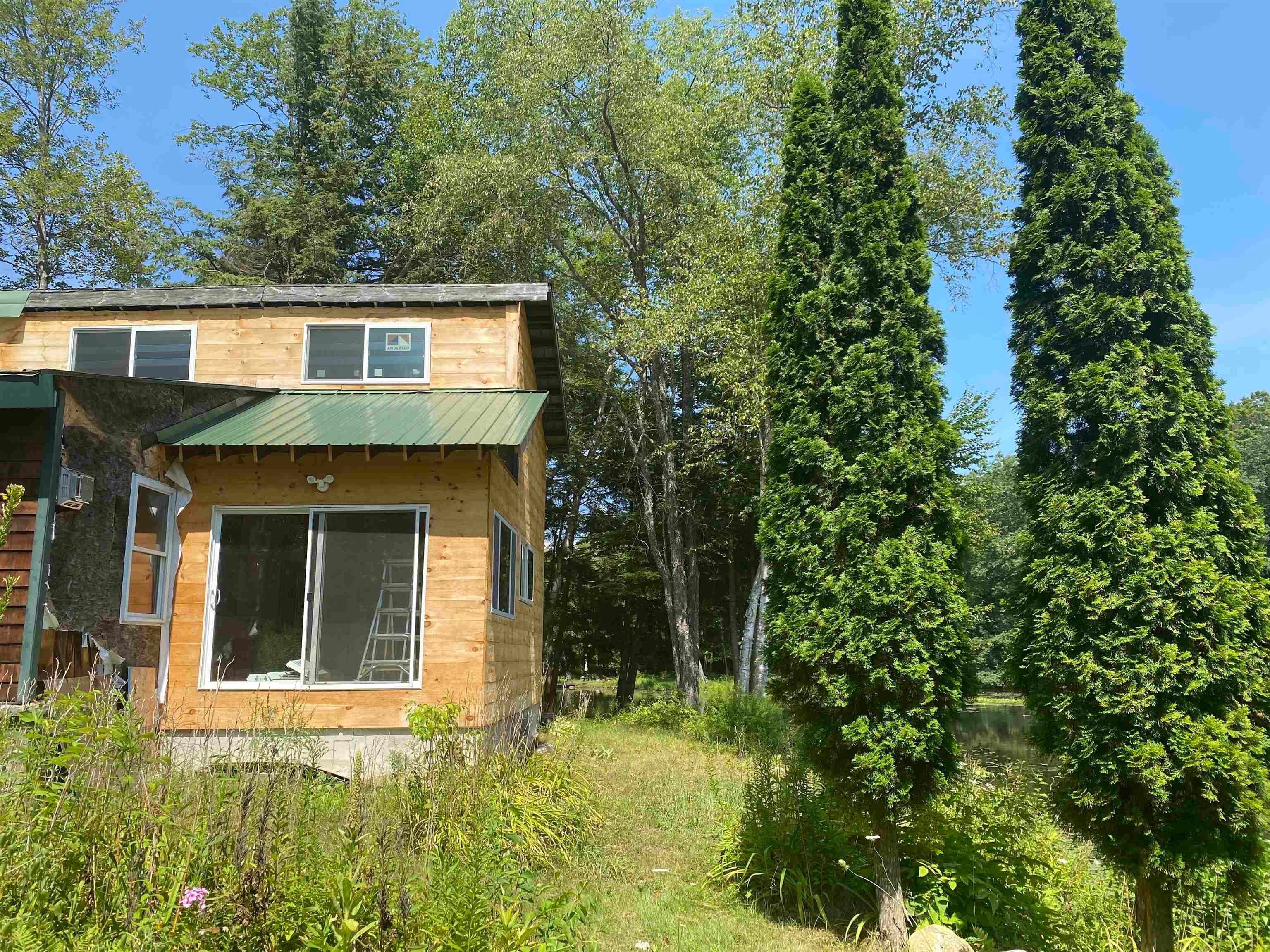696 Route 100 North — photo