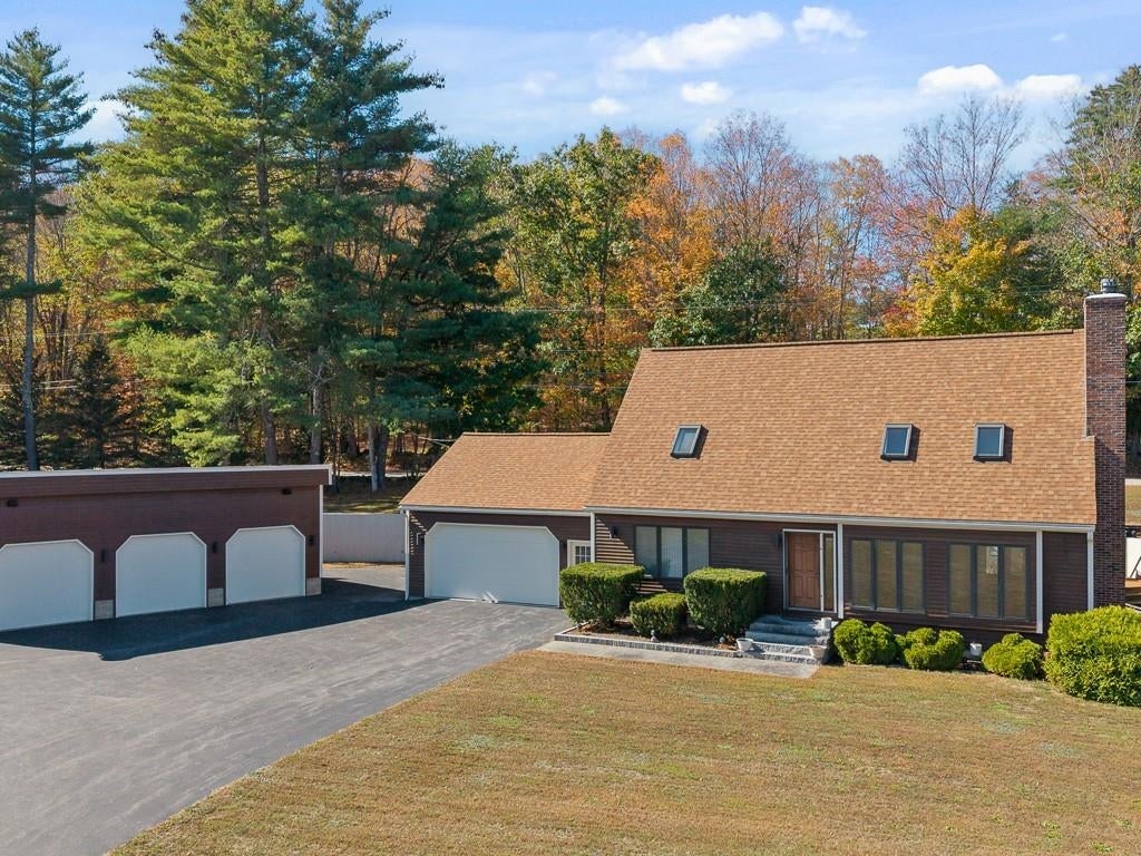1005 Nh Route 106 N — photo