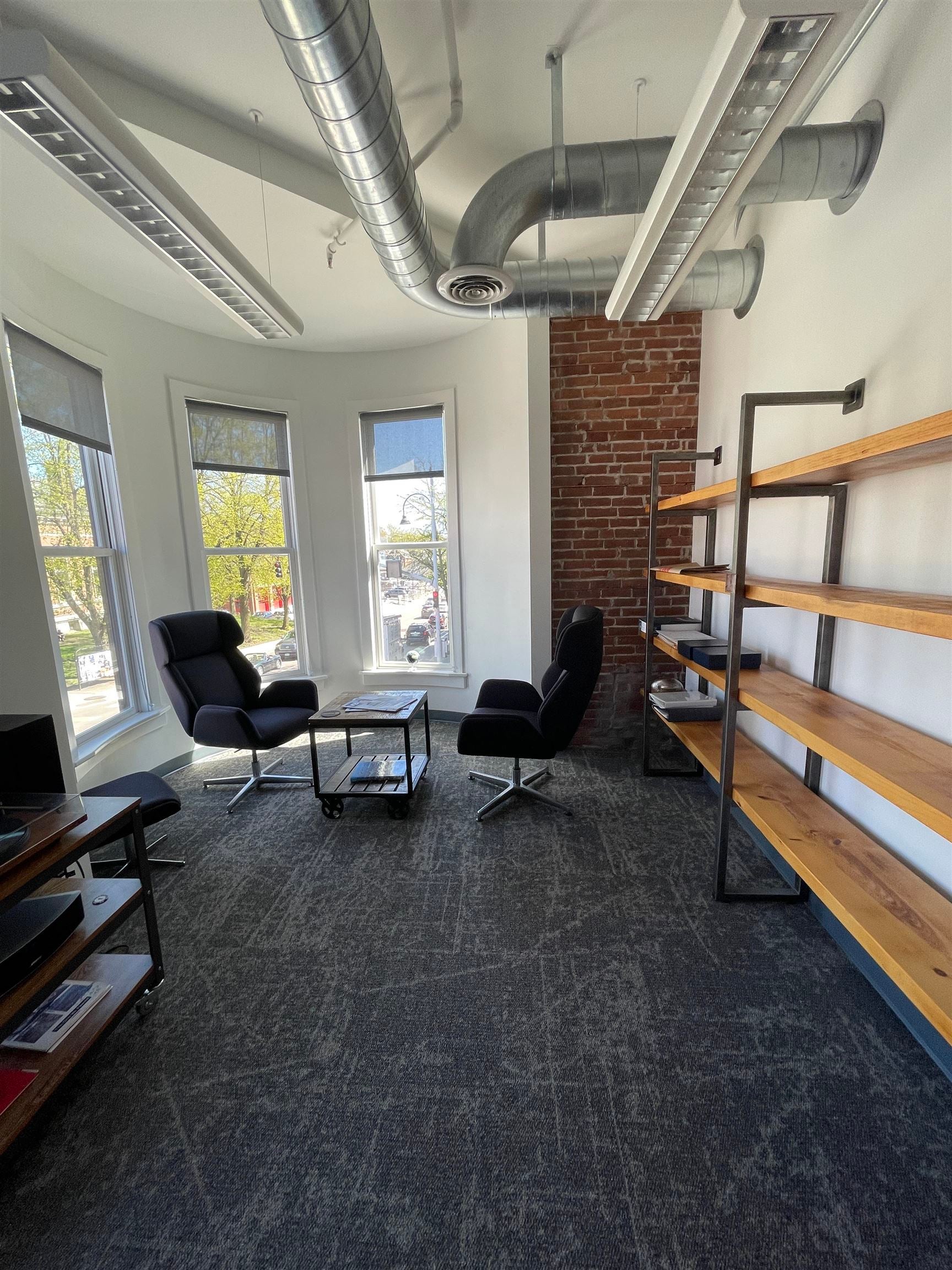 210 College Street 200 — photo
