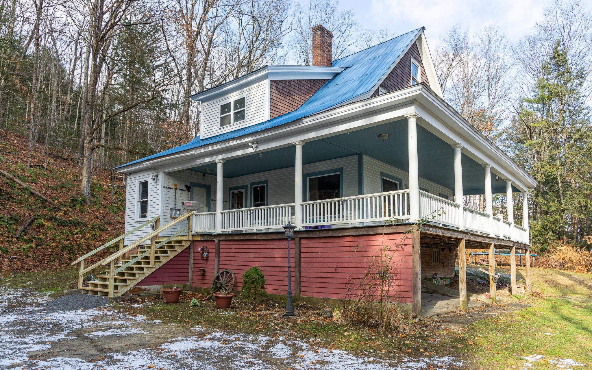 10 King Street, Rockingham, VT 05101 — photo 2