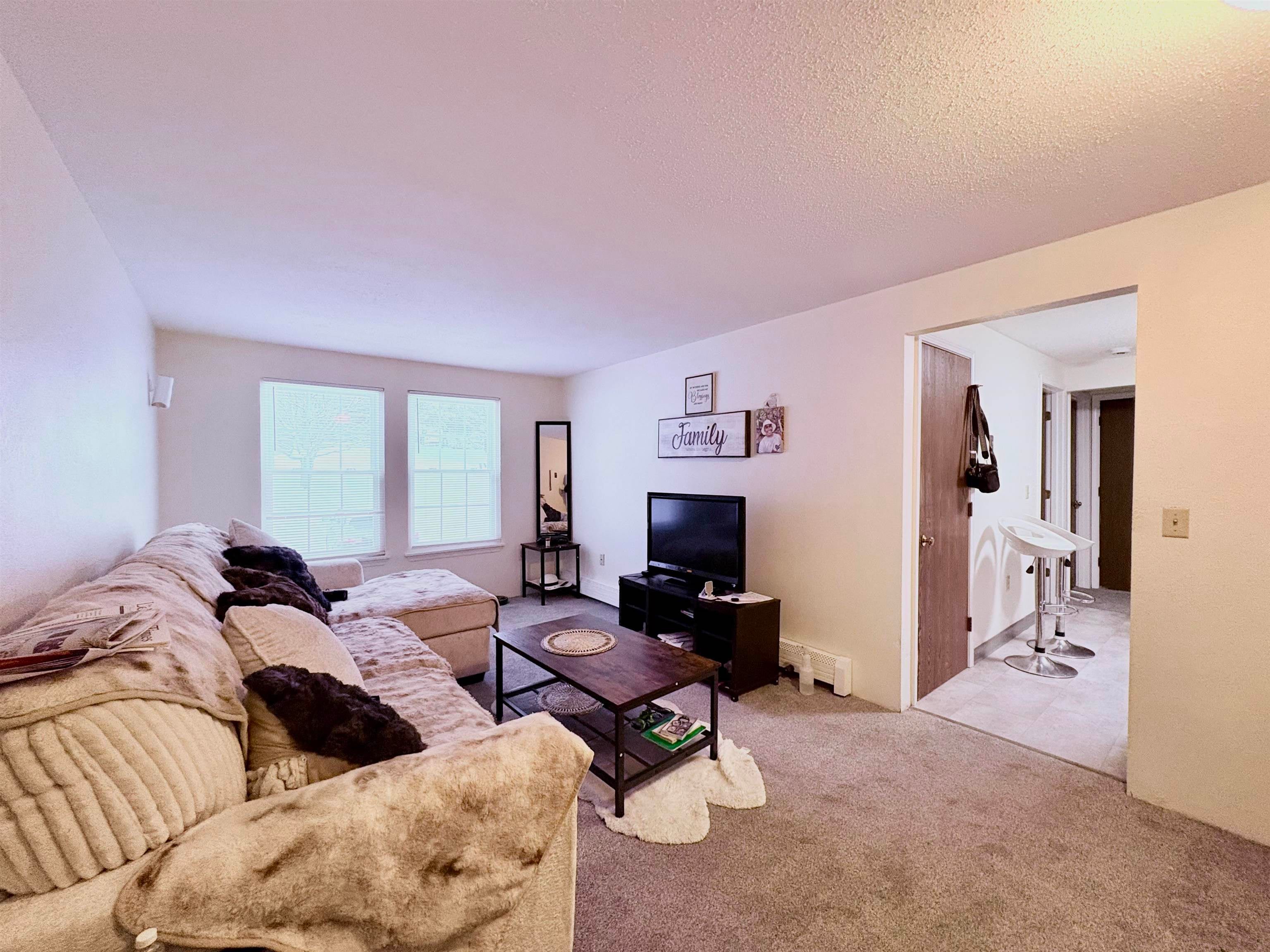 20 Wolf Road 53 — photo