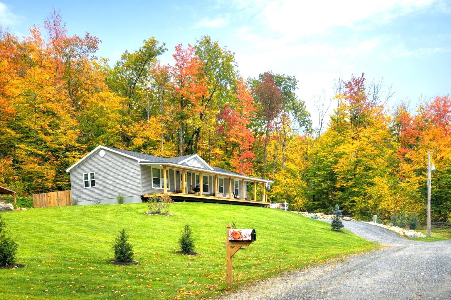 38 Oak Ridge Lane — photo