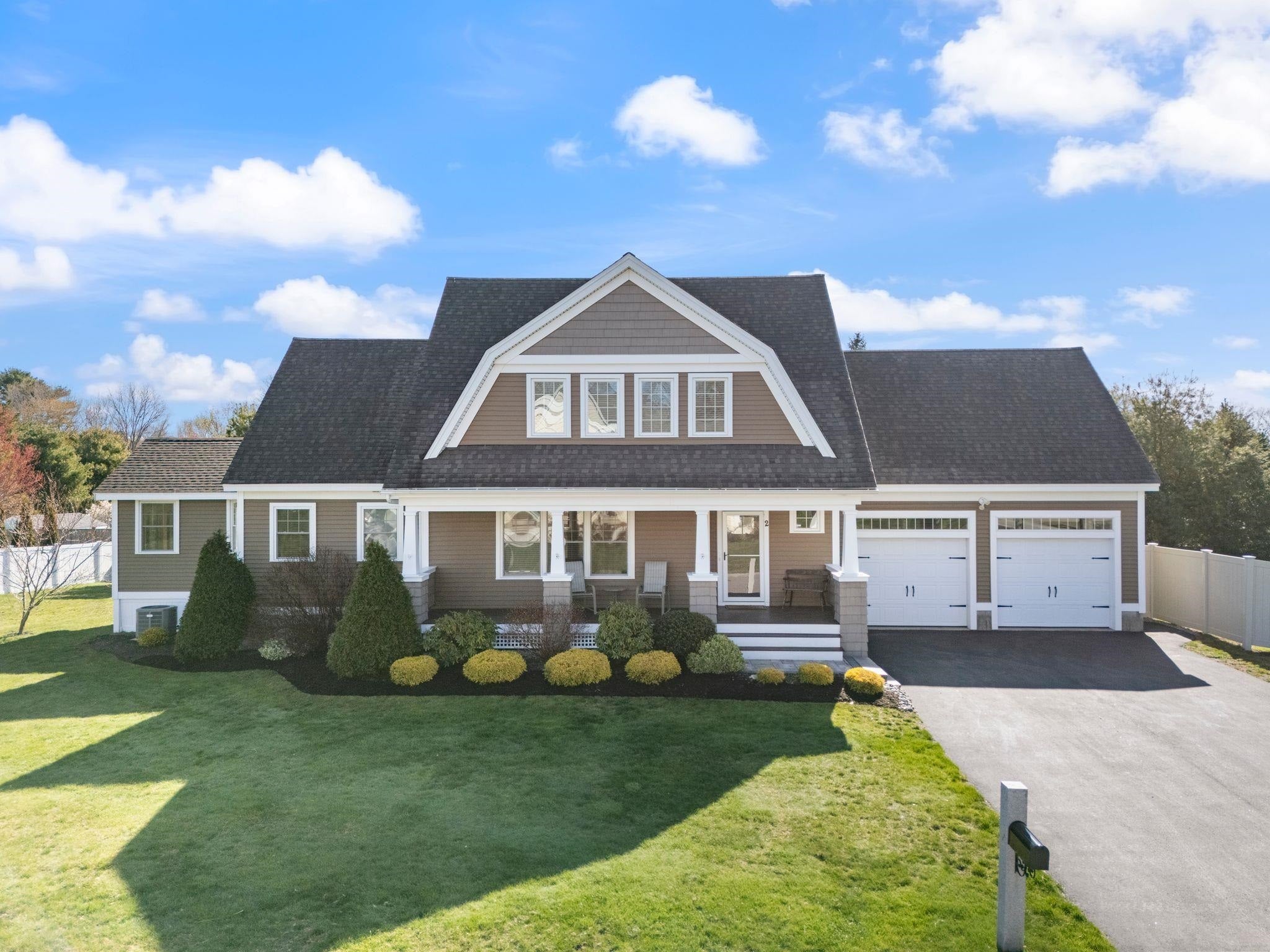 2 Hilliard Drive — photo
