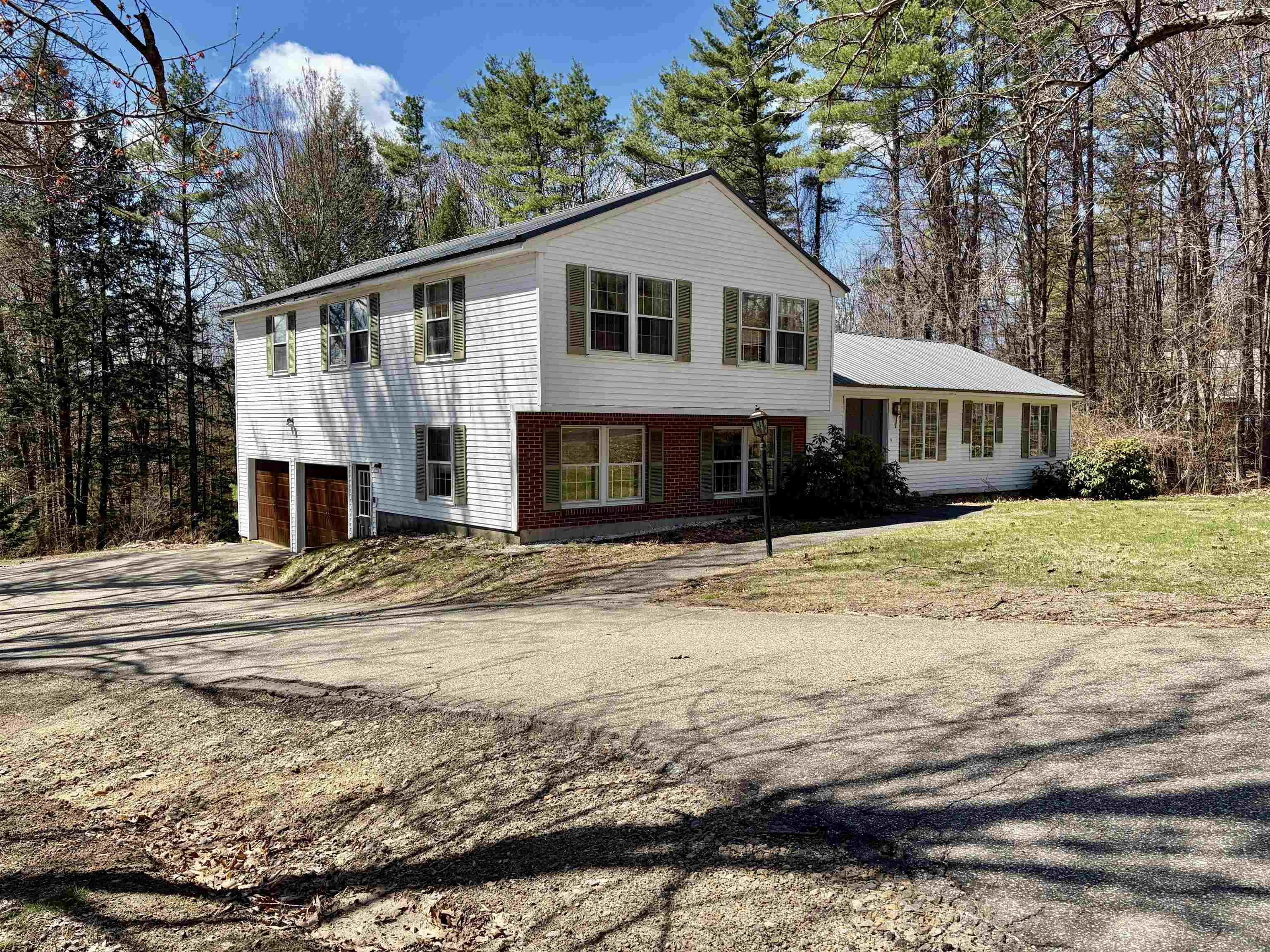 53 Oak Knoll Road — photo