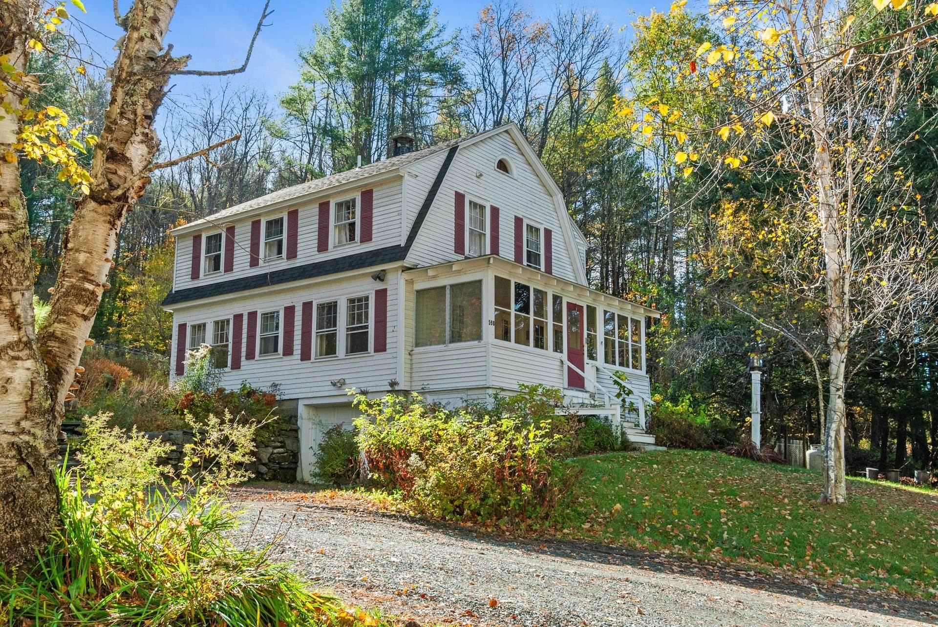 598 East Woodstock Road — photo