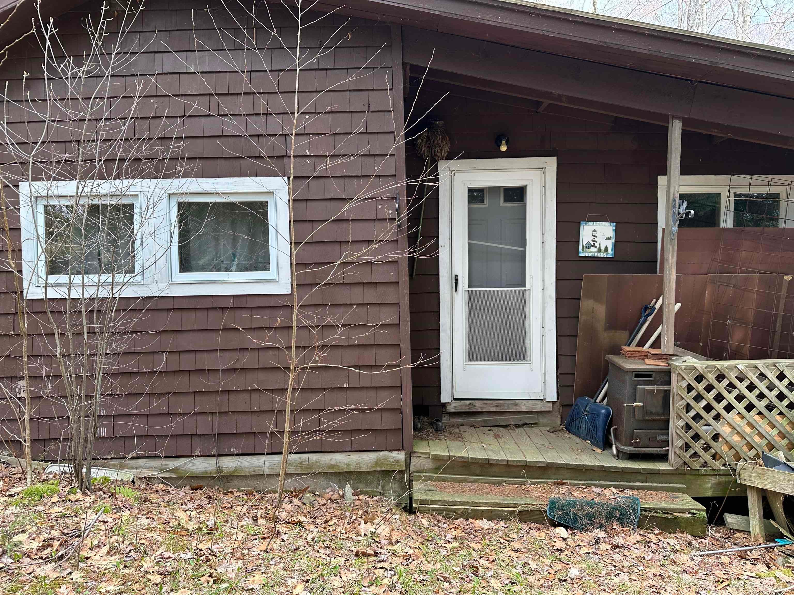 39 Pine Road — photo