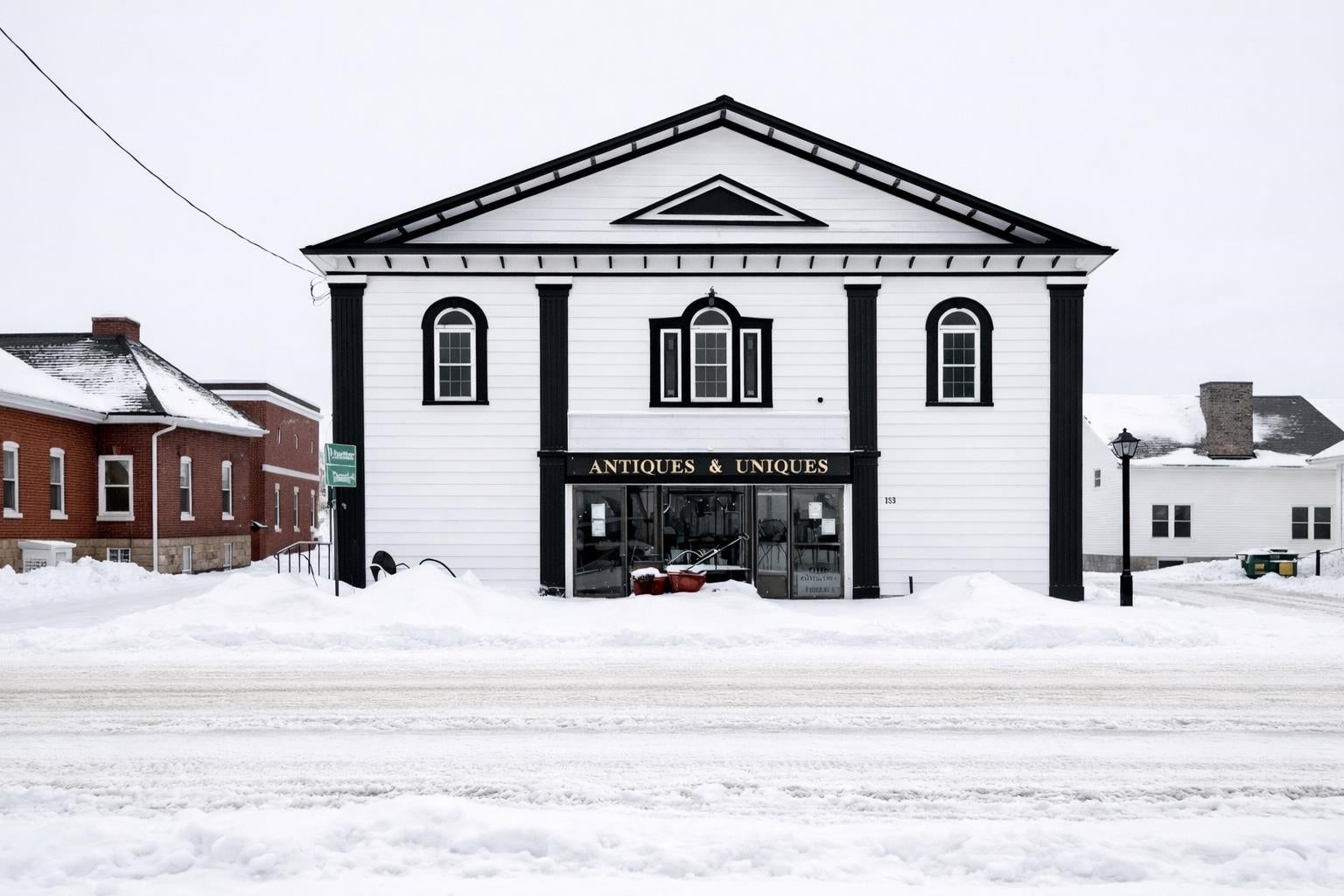 124 Main Street — photo