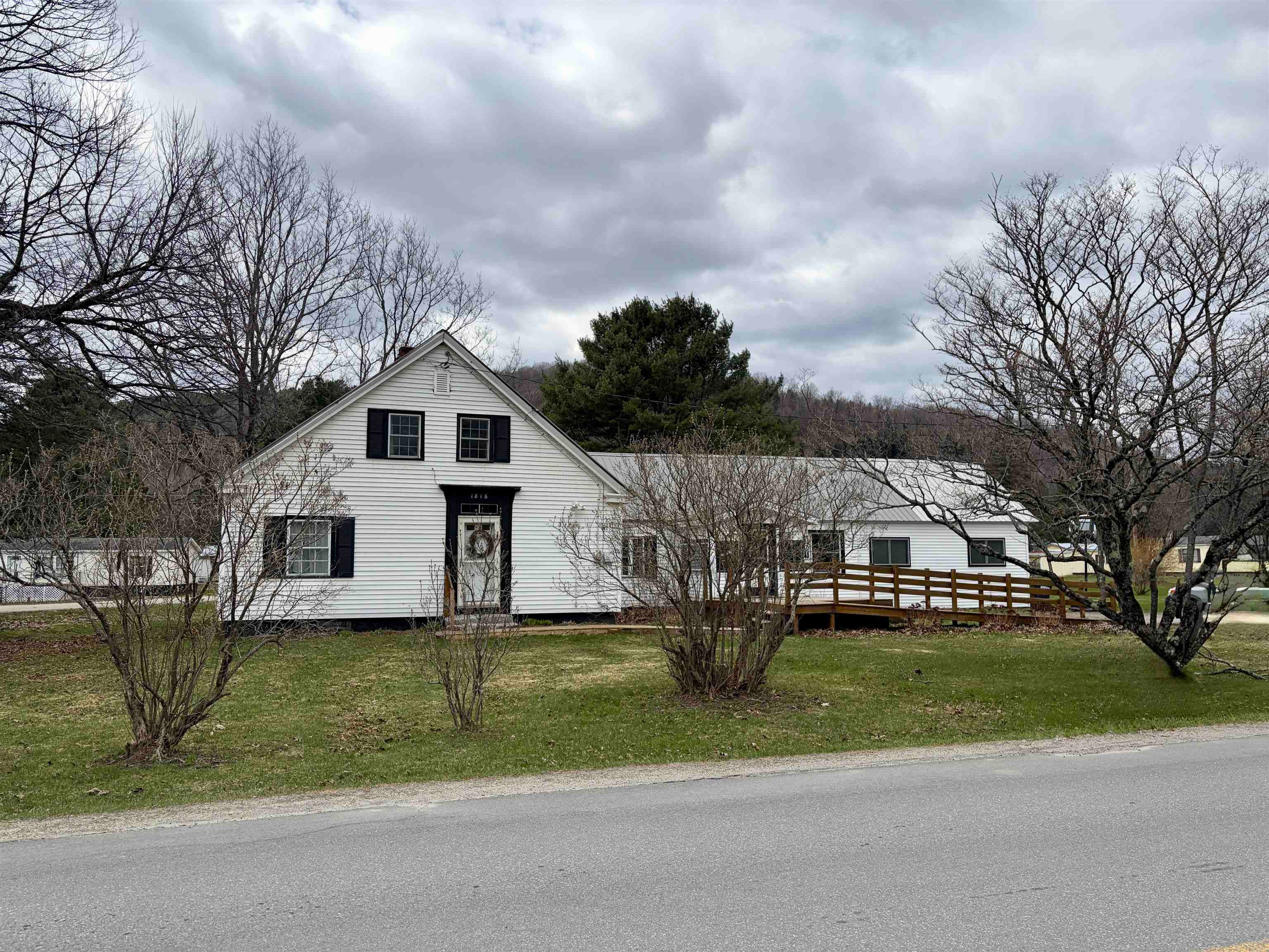367 Calendar Brook Road — photo