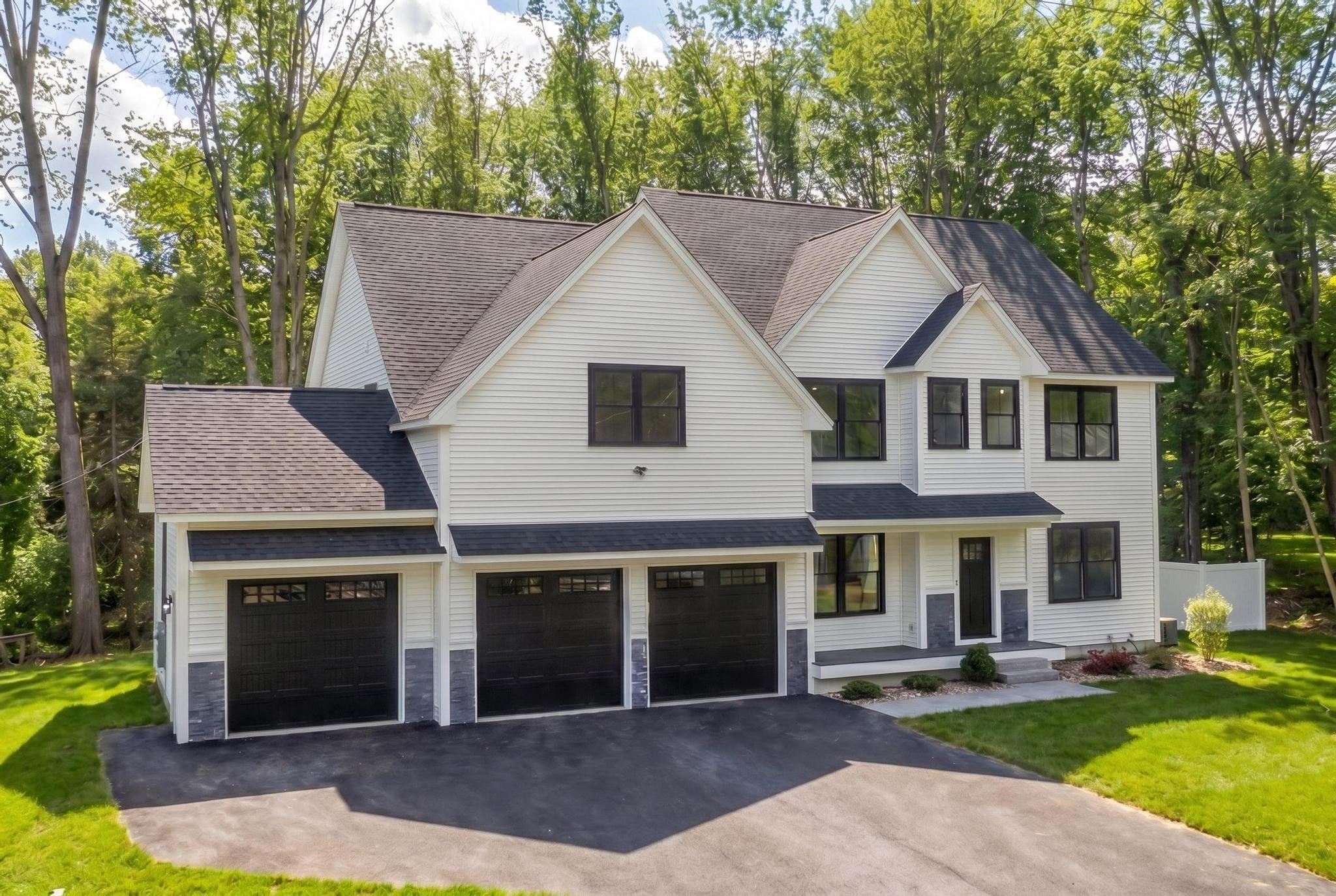 5 Highland Avenue — photo