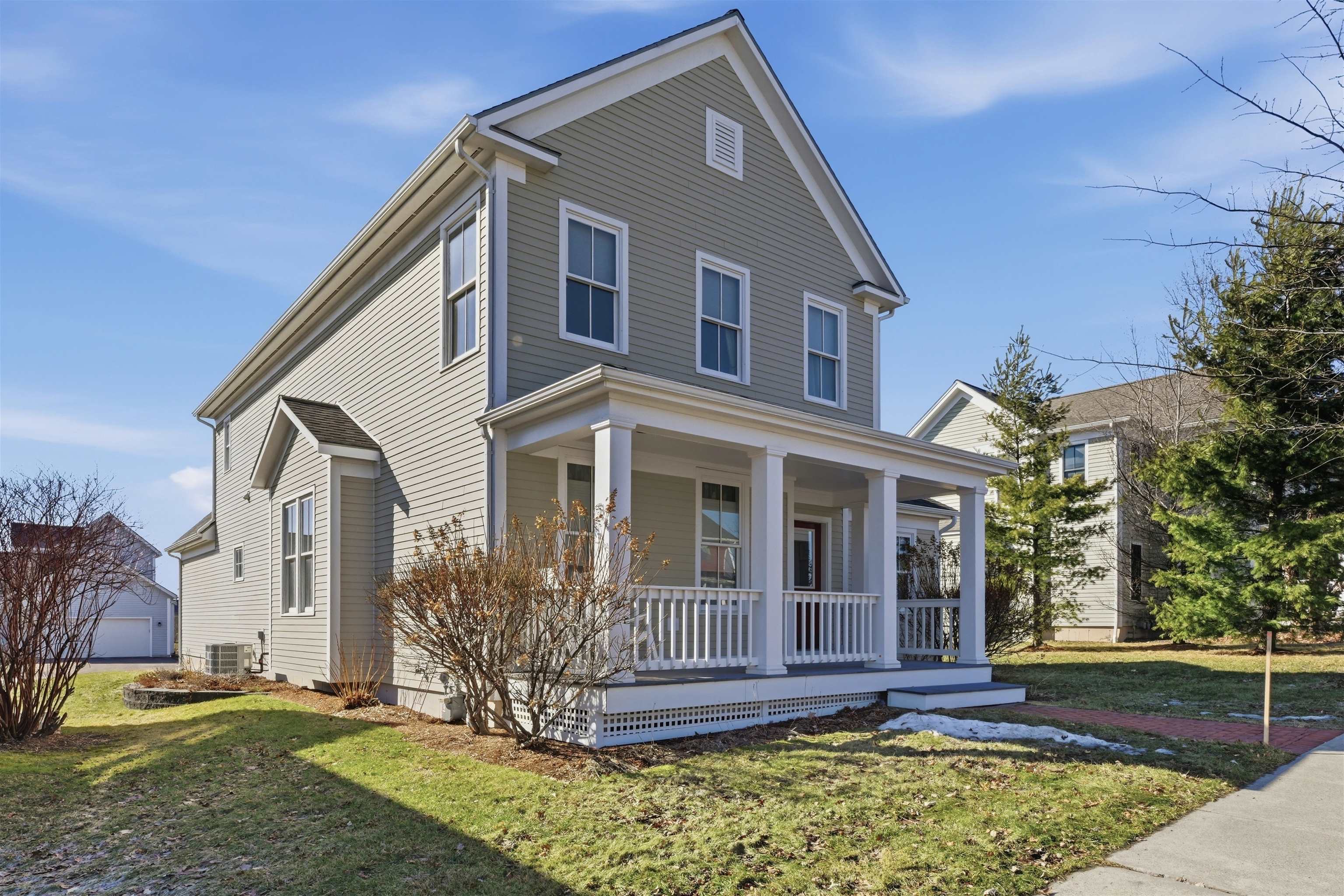 150 Allen Road East — photo