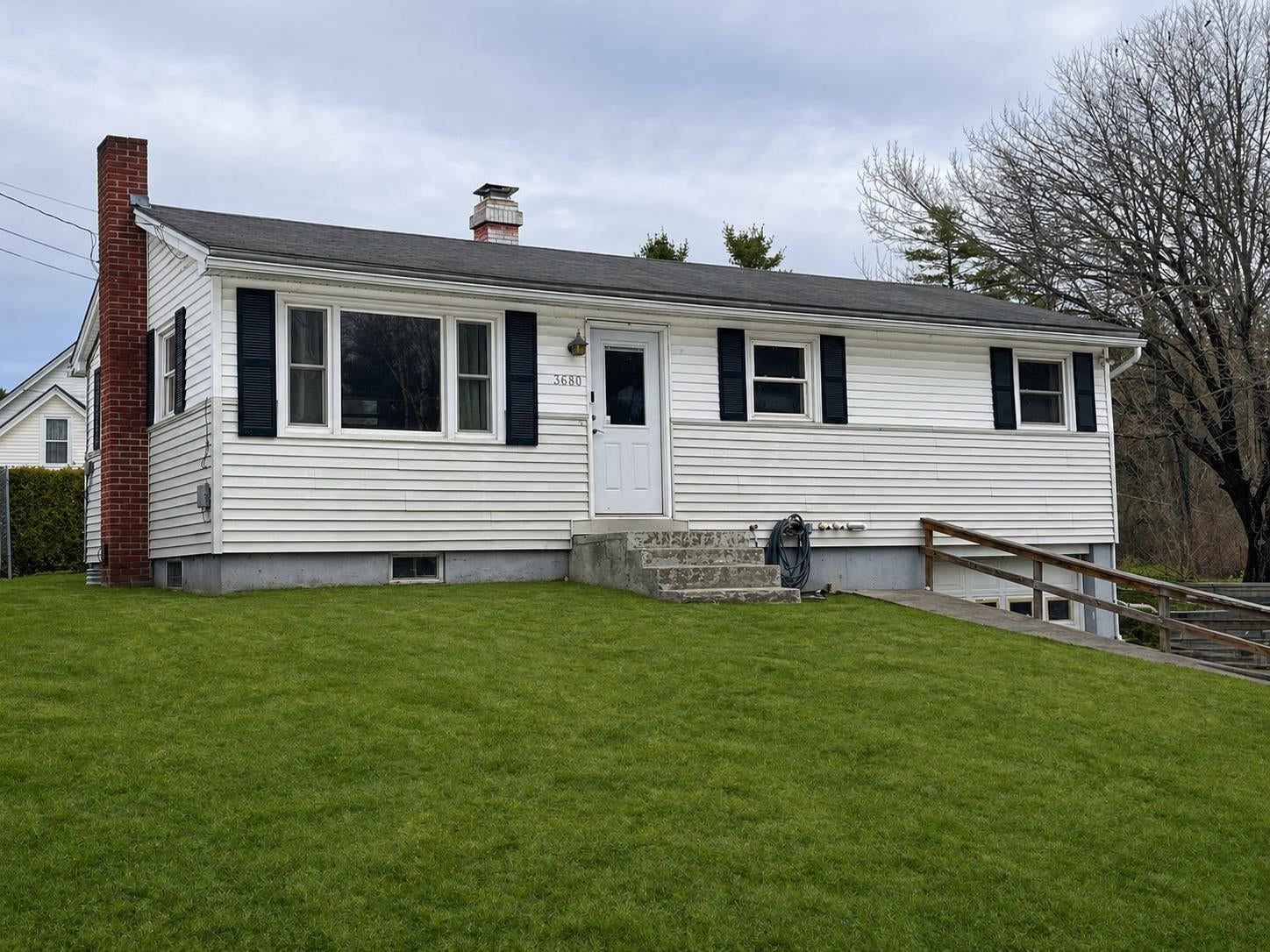 3680 Memorial Drive — photo