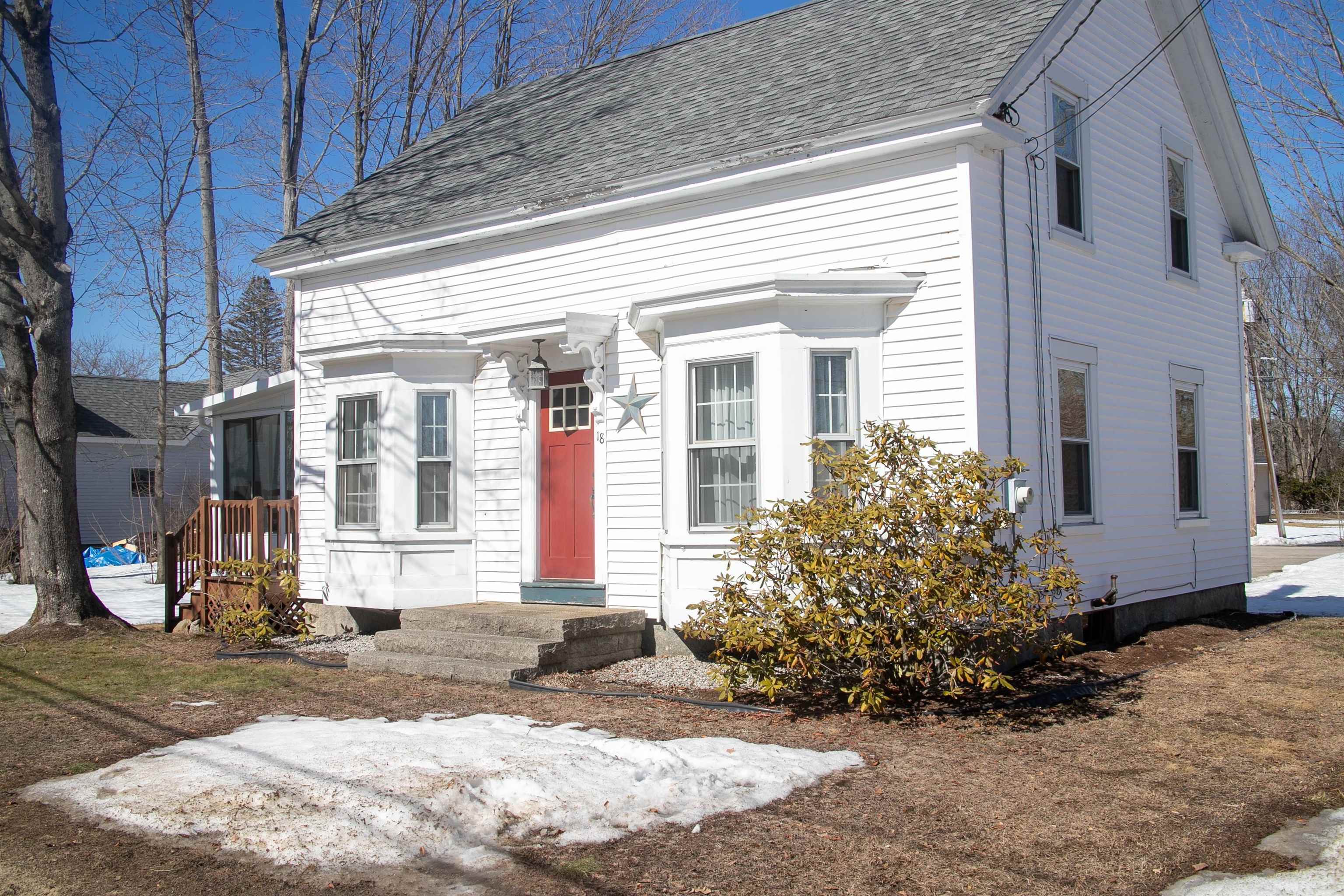 18 Maple Street — photo