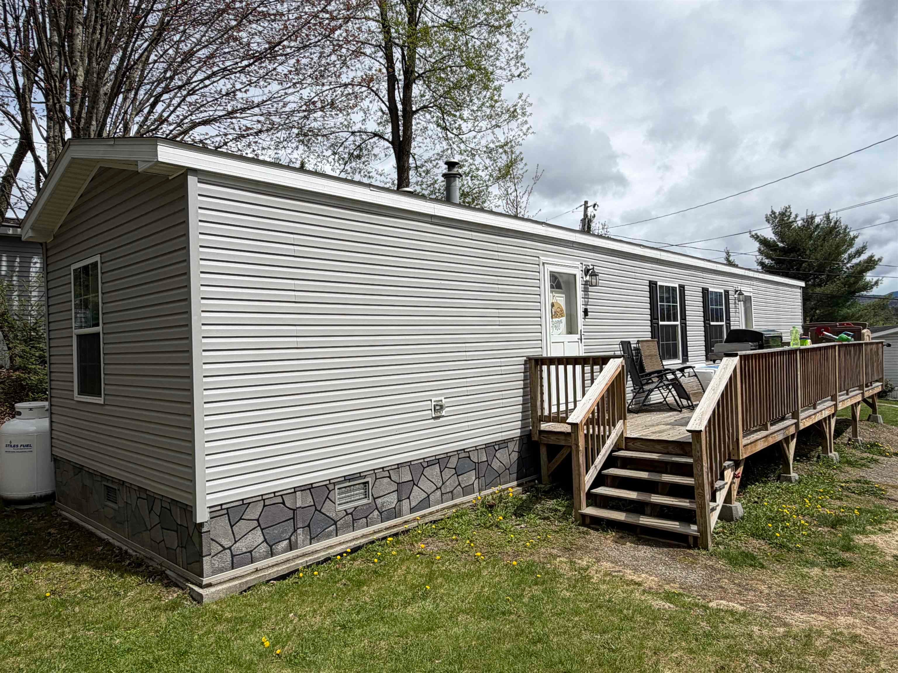14 Hilltop Manor Mobile Home Park — photo