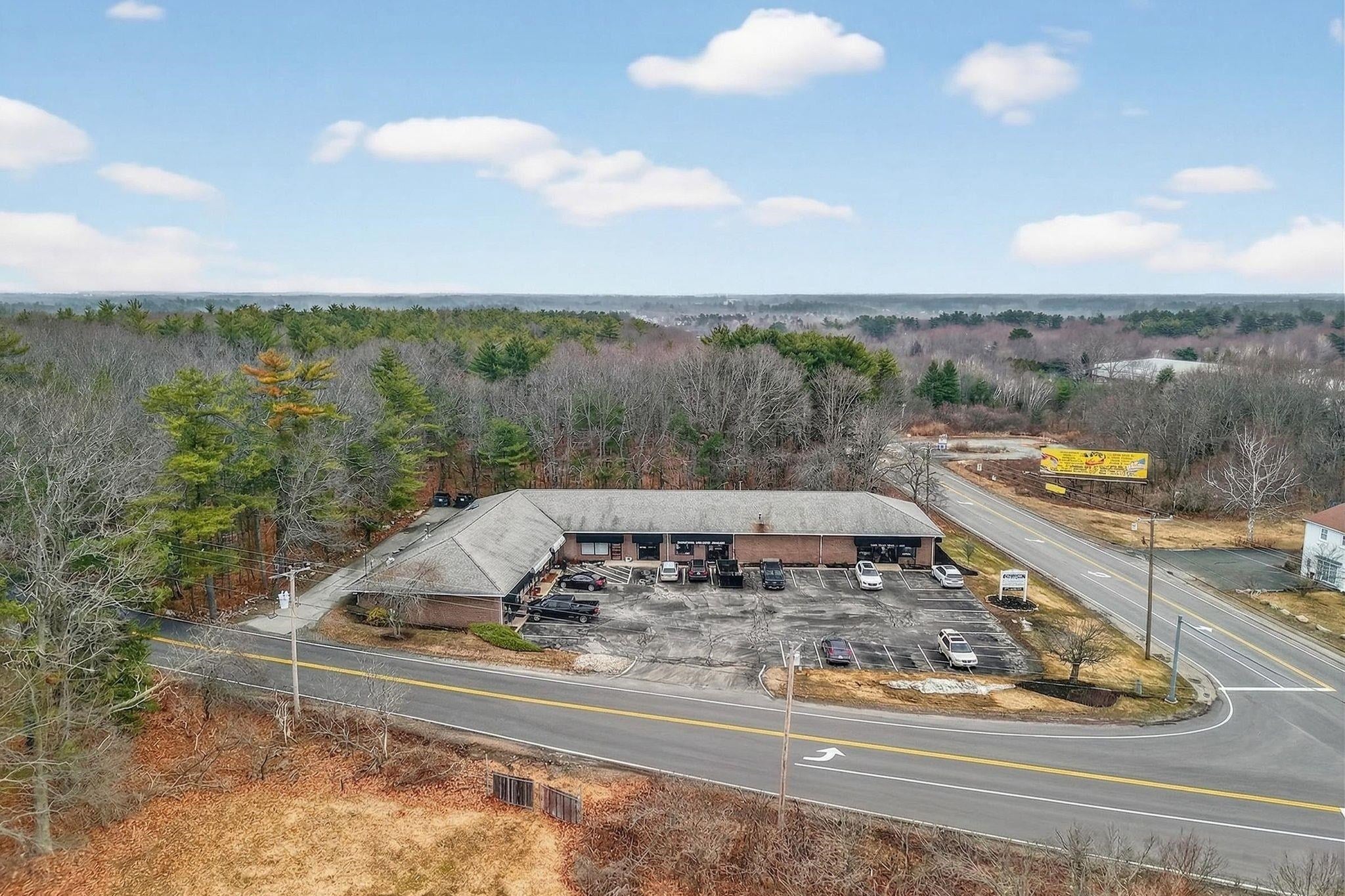 611 Breakfast Hill Road — photo