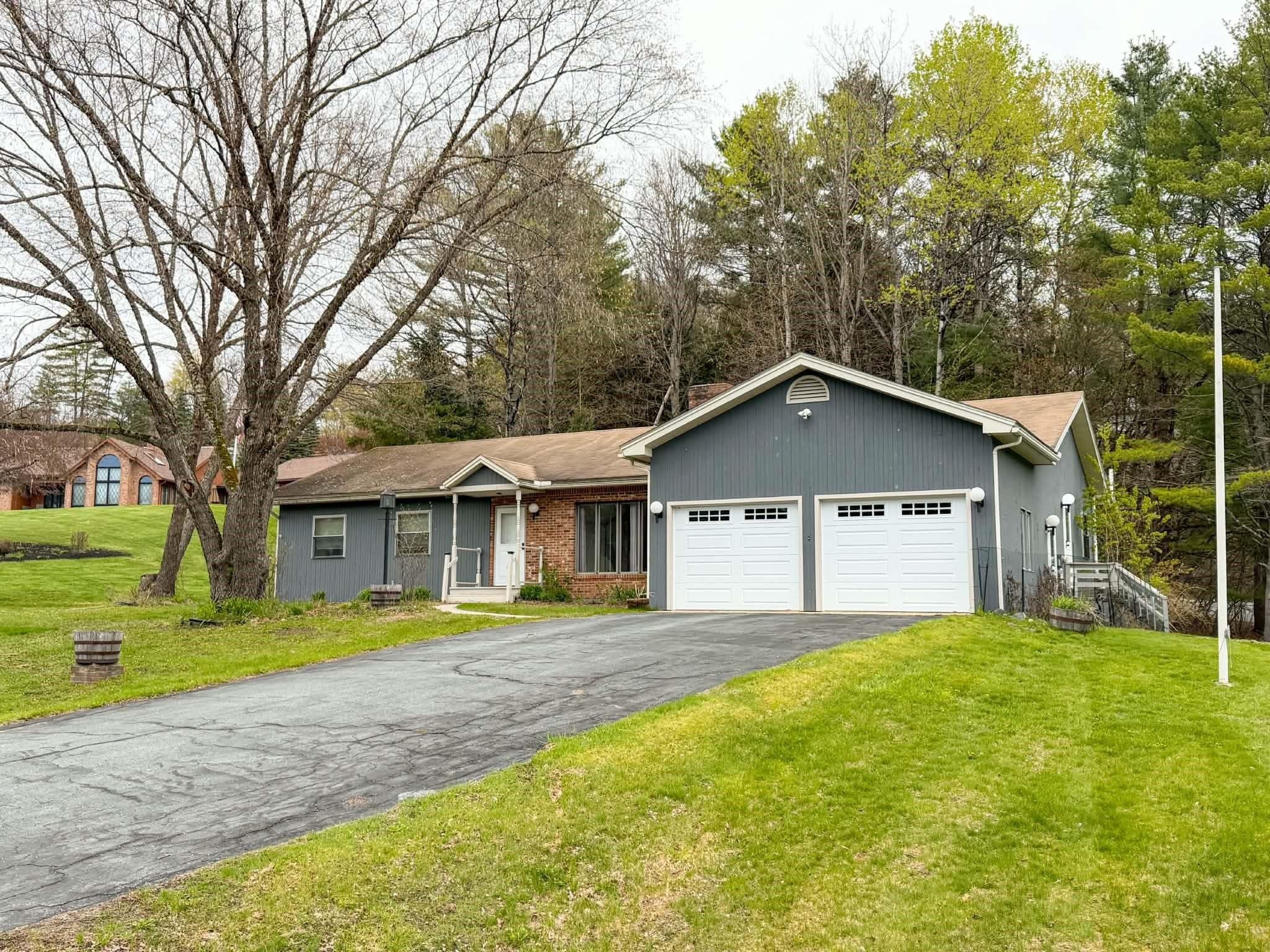 394 Farmer Drive — photo