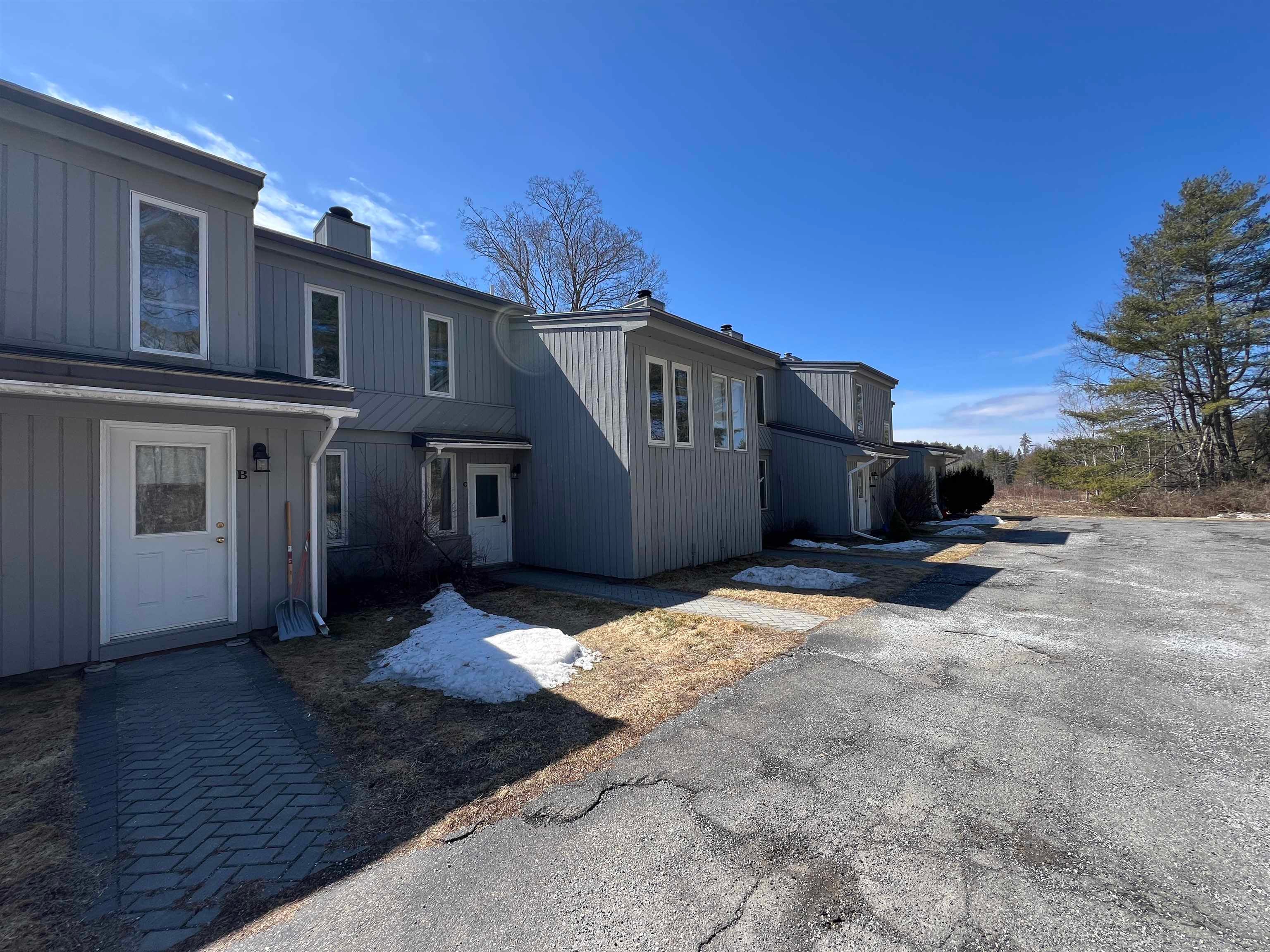 3095 Thompsonburg Road B/2 — photo